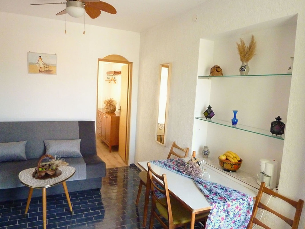 One bedroom apartment with terrace and sea view Pag (A-21220-c)