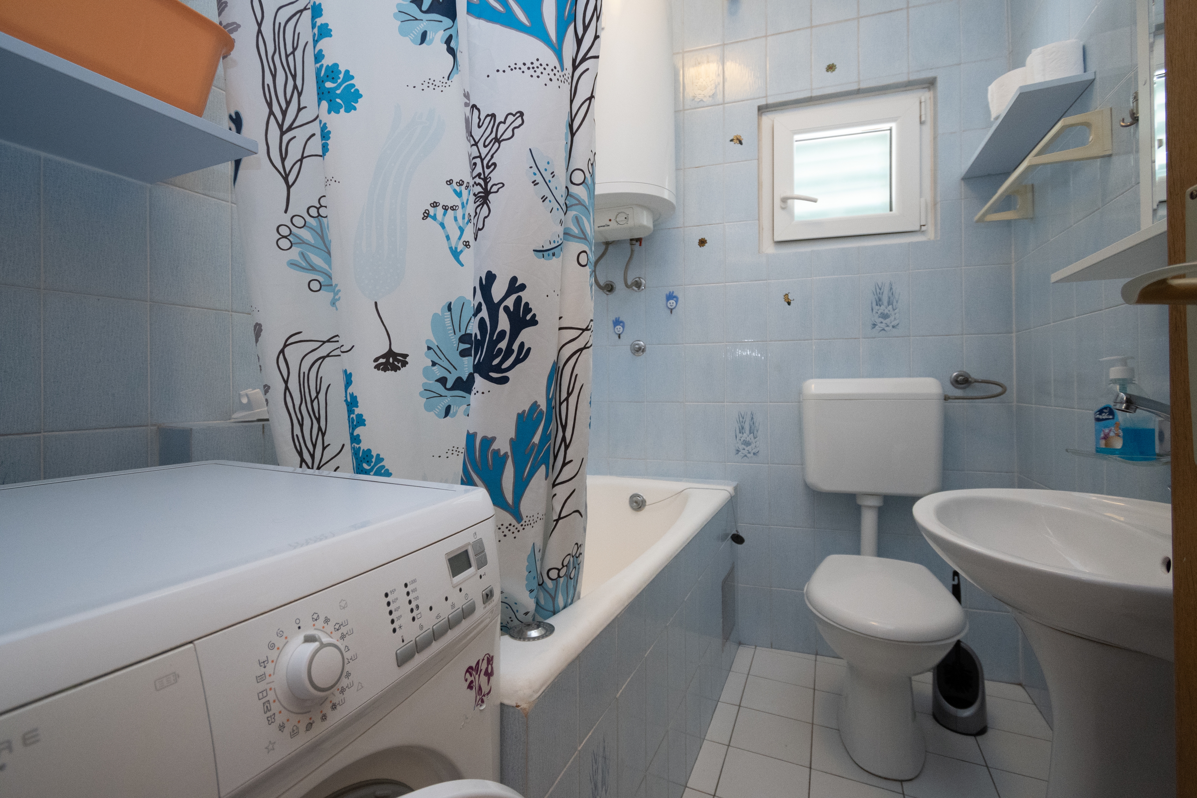 Two bedroom apartment with terrace Sveti Filip i Jakov, Biograd  A-a