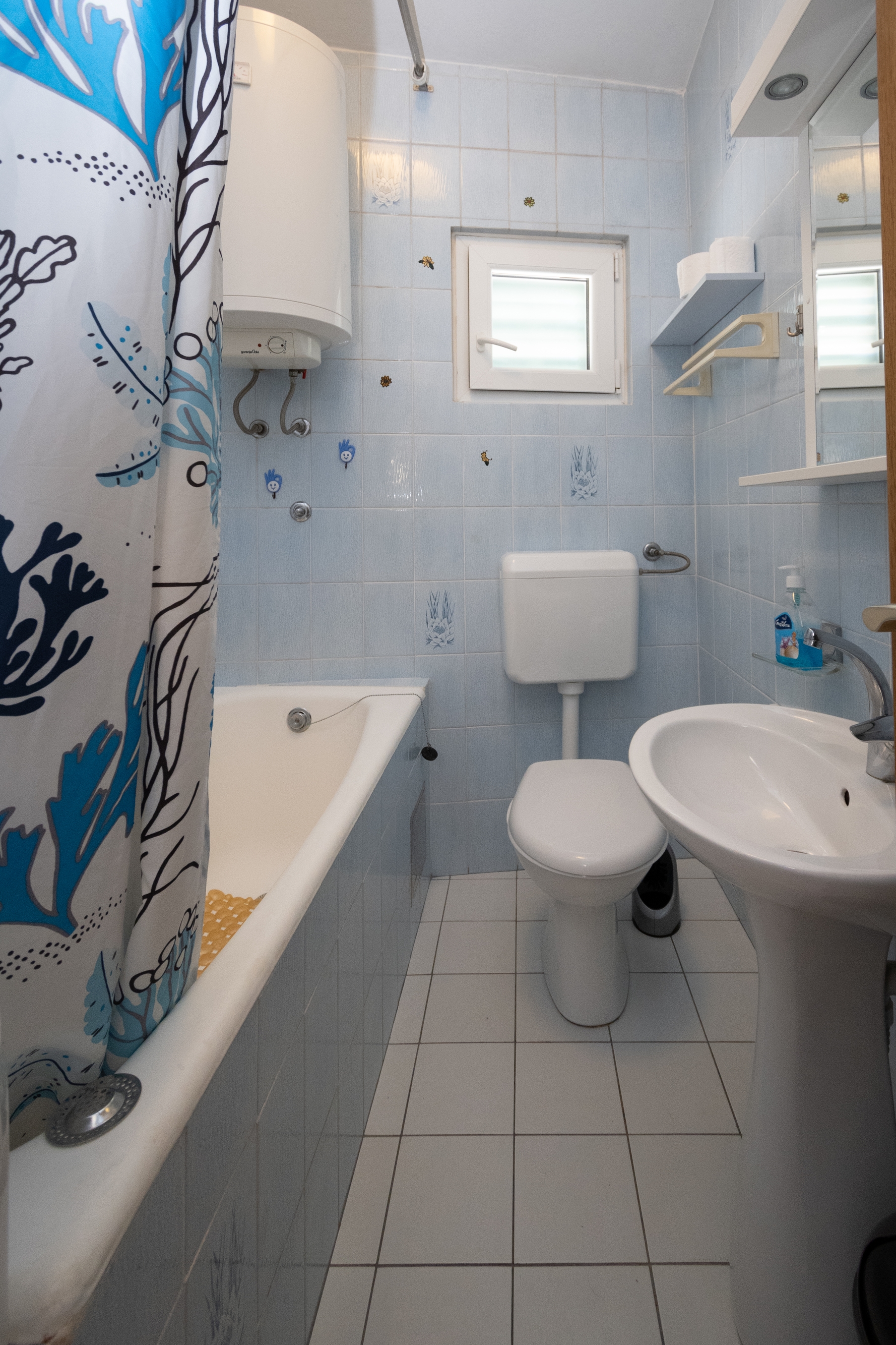 Two bedroom apartment with terrace Sveti Filip i Jakov, Biograd  A-a