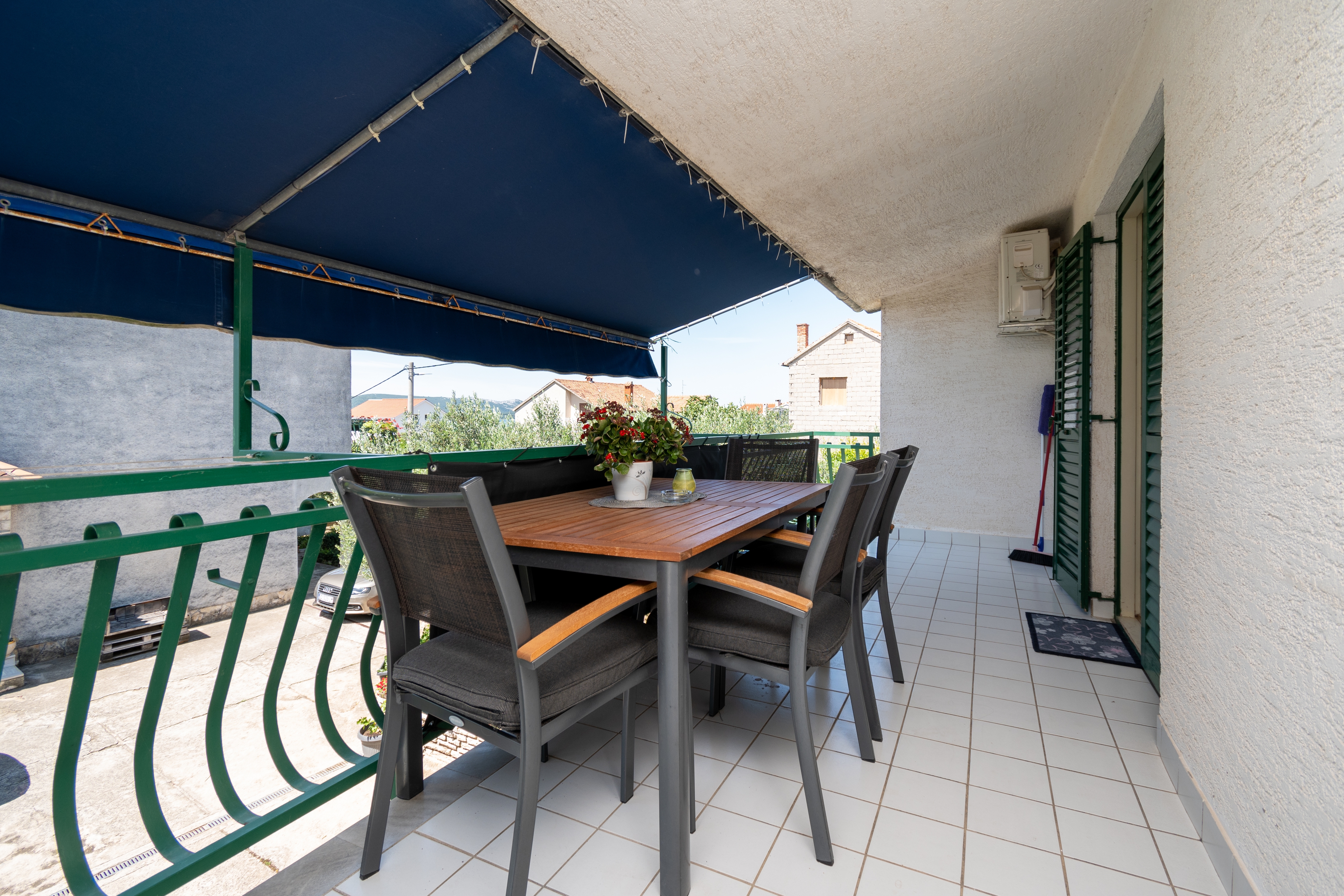 Two bedroom apartment with terrace Sveti Filip i Jakov, Biograd  A-a