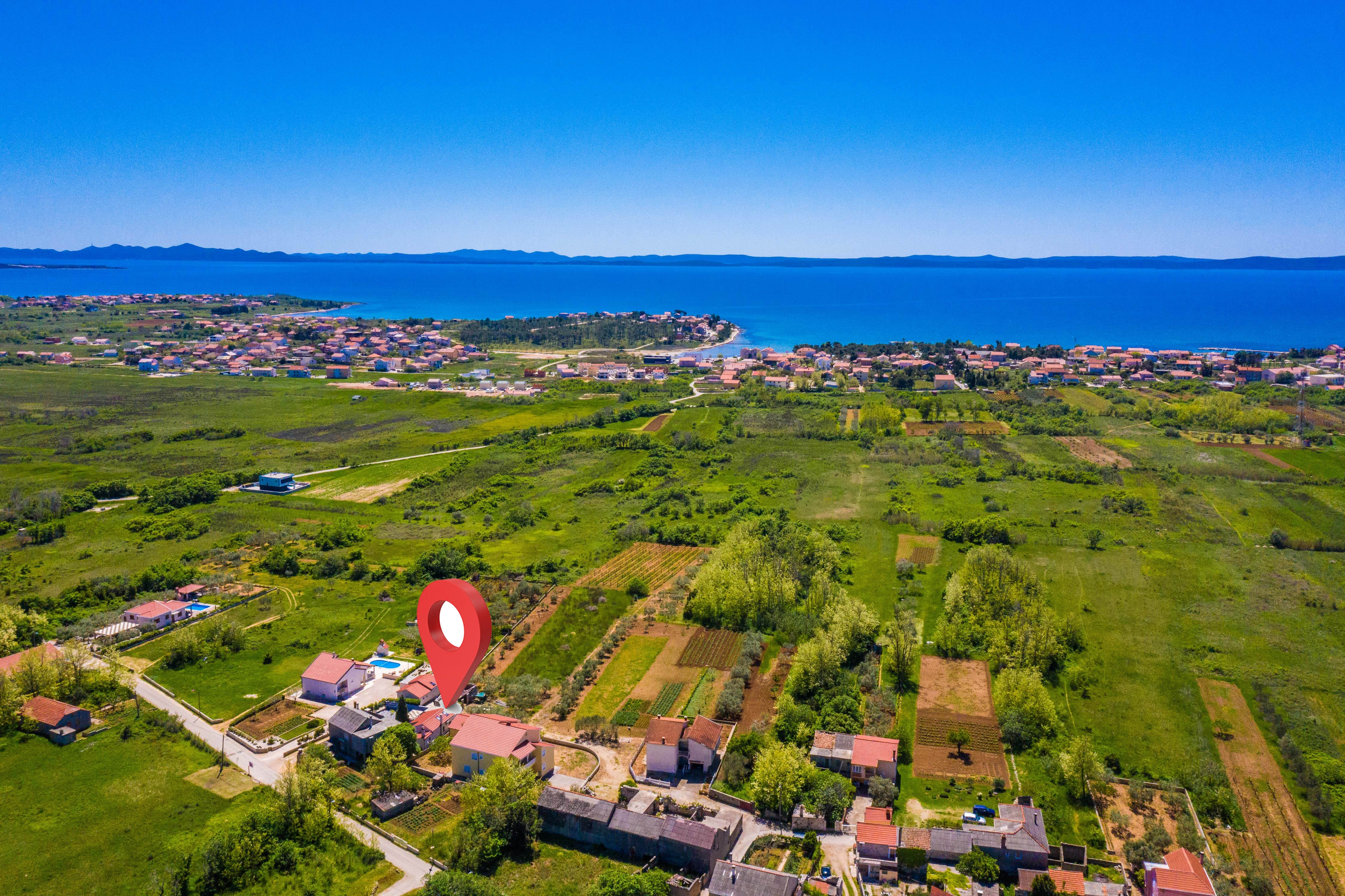 Dvosobna kuća s terasom Privlaka, Zadar  K