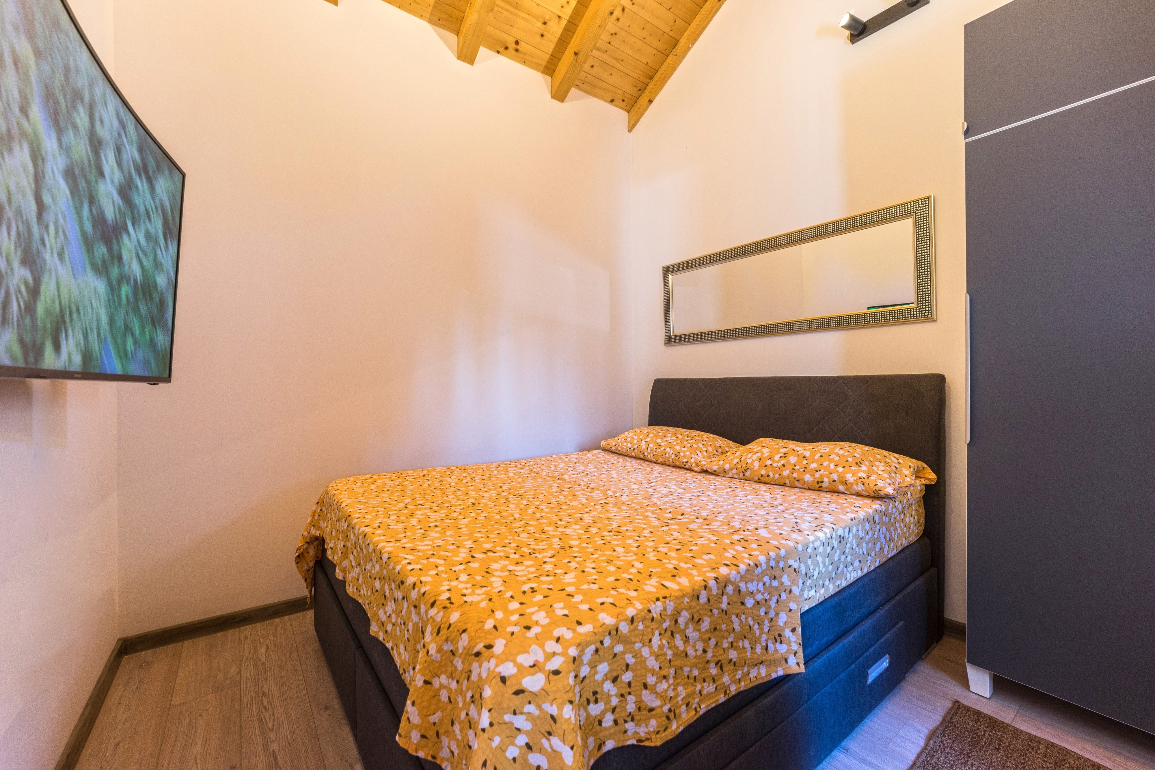 Two bedroom house with terrace Privlaka, Zadar  K