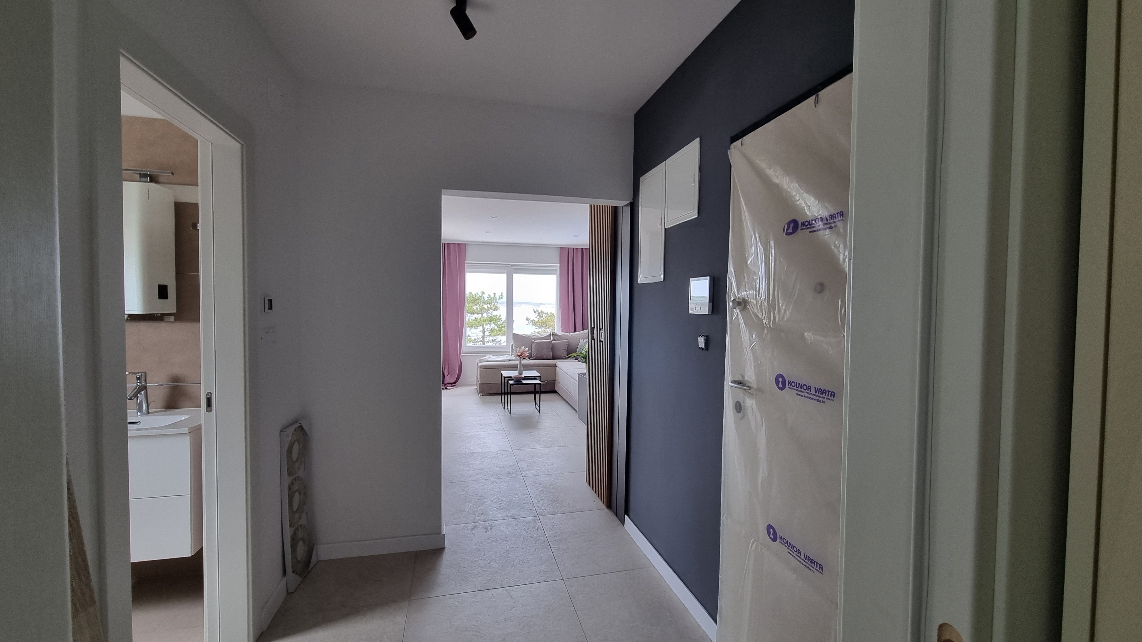 One bedroom apartment with terrace and sea view Šilo, Krk  A-c