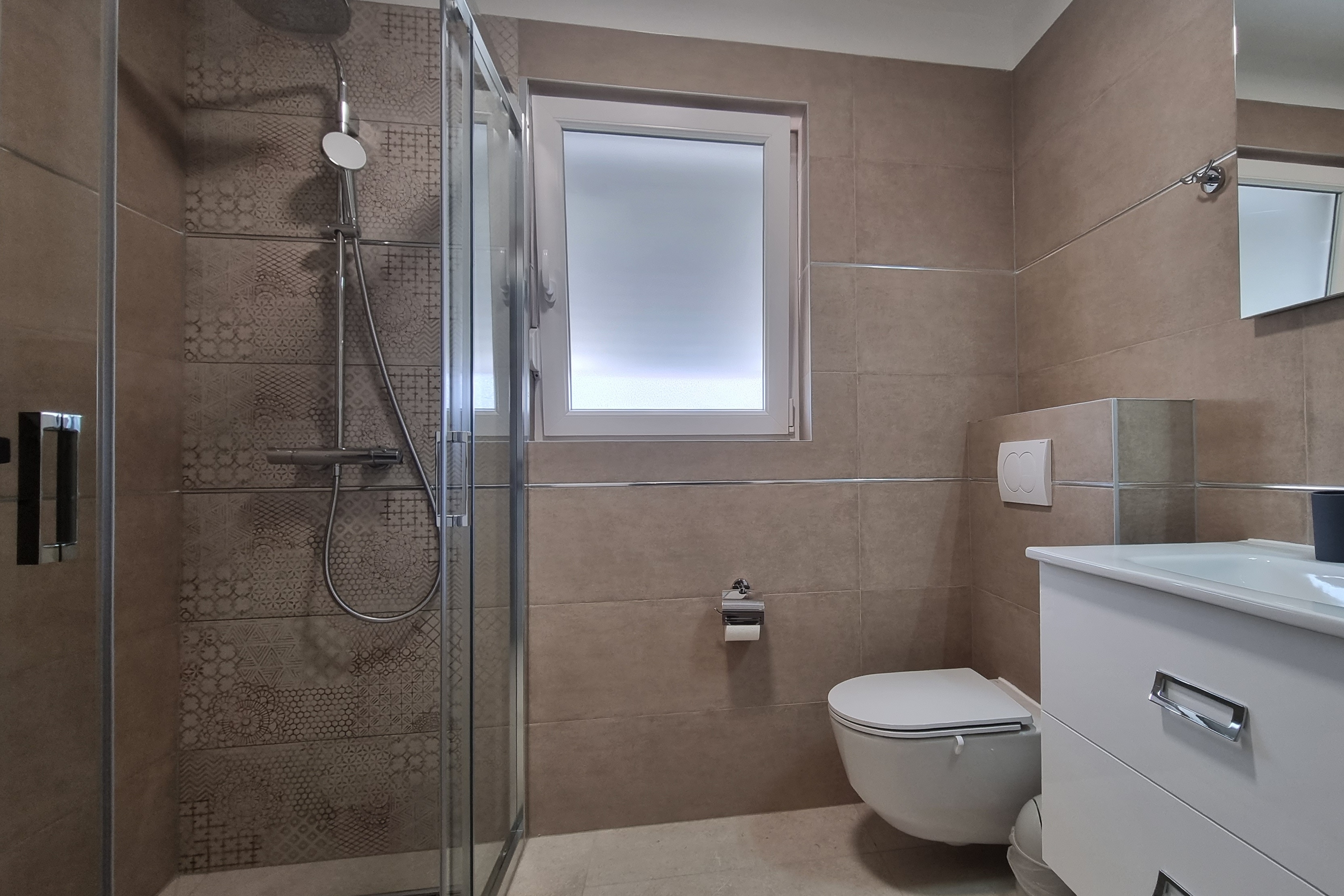 One bedroom apartment with terrace and sea view Šilo, Krk  A-d