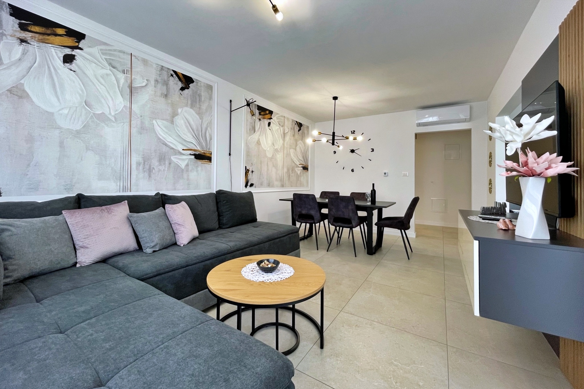 Two bedroom apartment with terrace and sea view Šilo, Krk (A-21242-f)