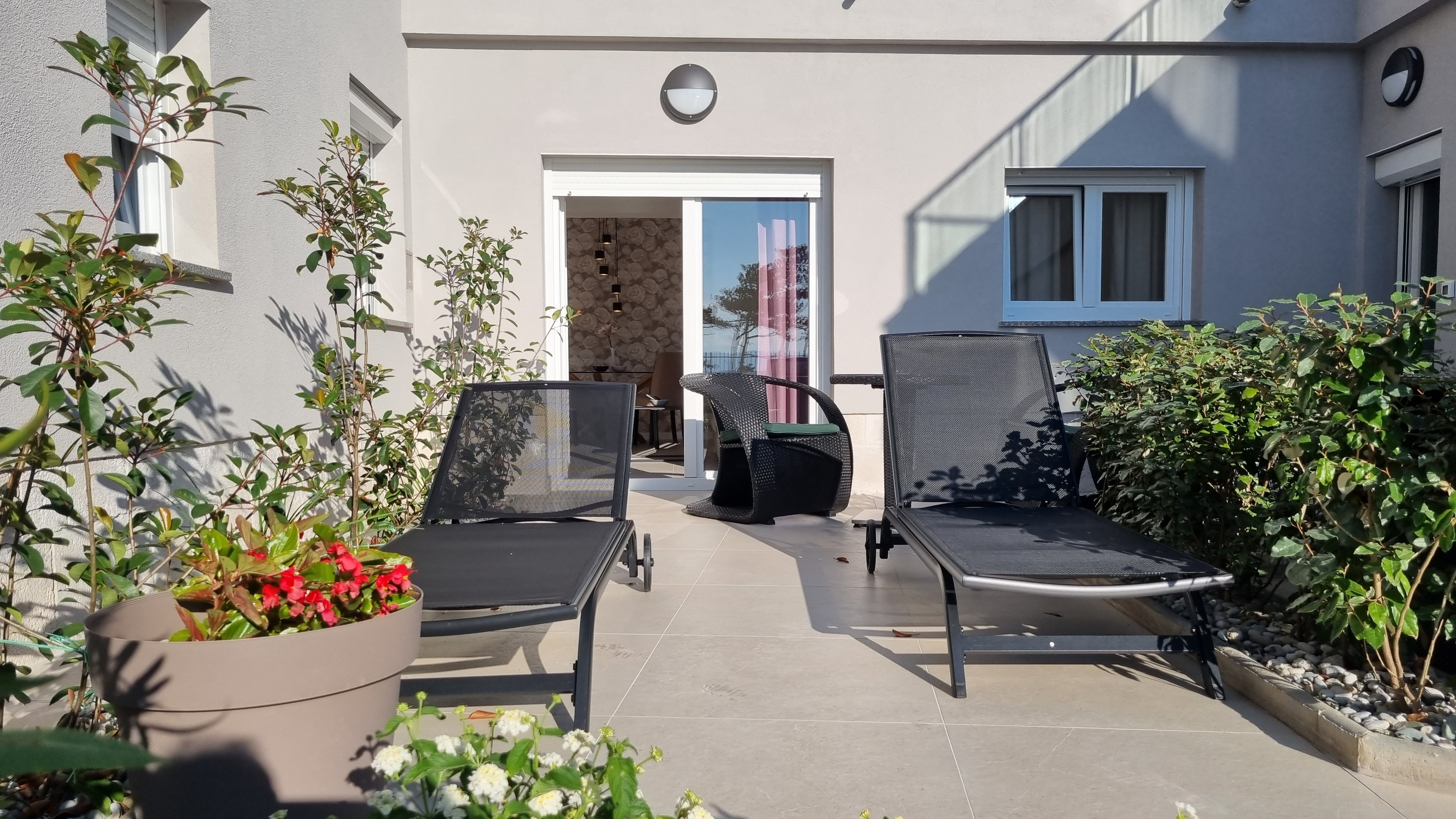 One bedroom apartment with terrace and sea view Šilo, Krk (A-21242-h) One bedroom apartment with terrace and sea view Šilo, Krk (A-21242-h)