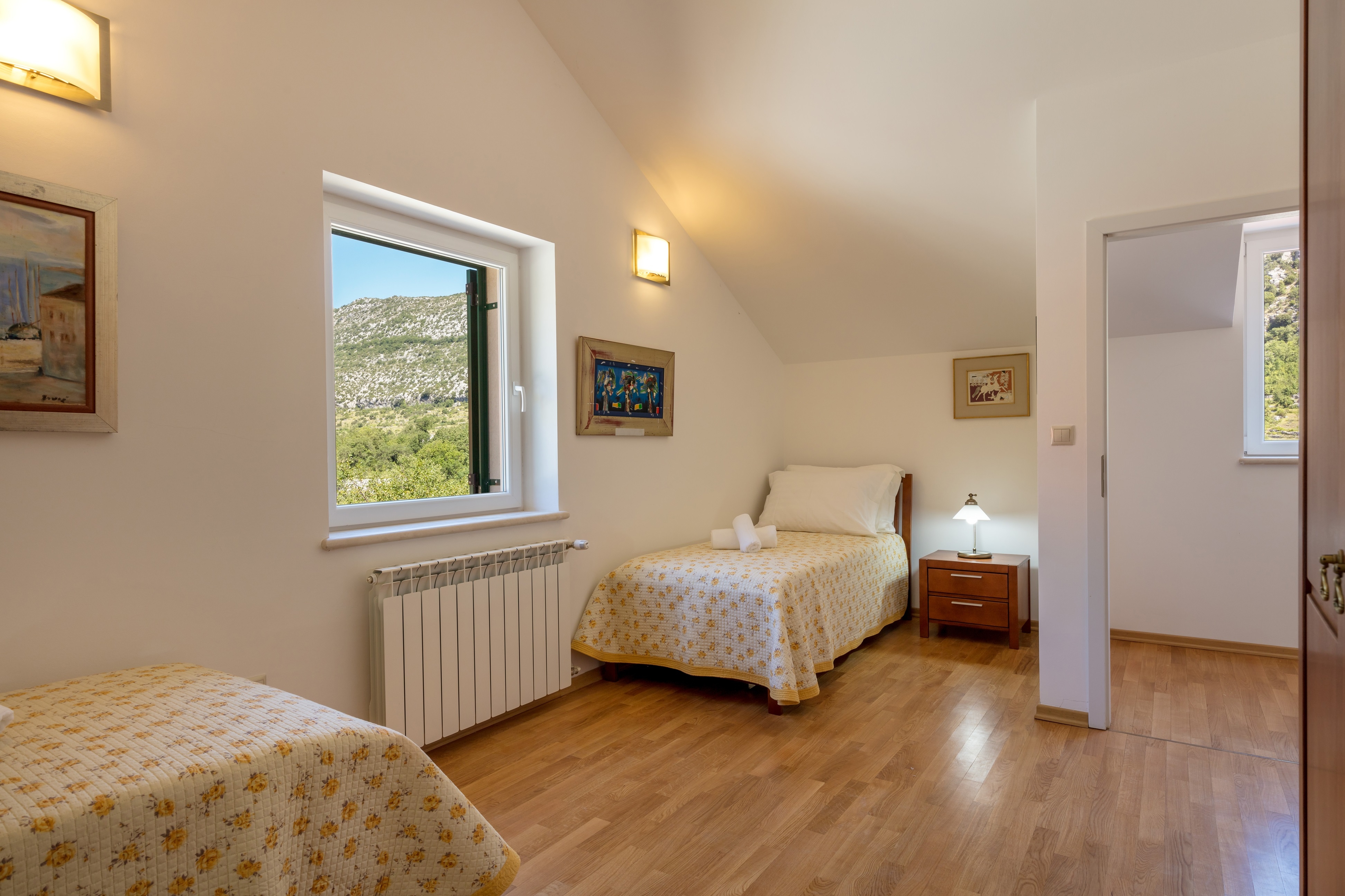 Four bedroom house with terrace Župa, Zagora  K