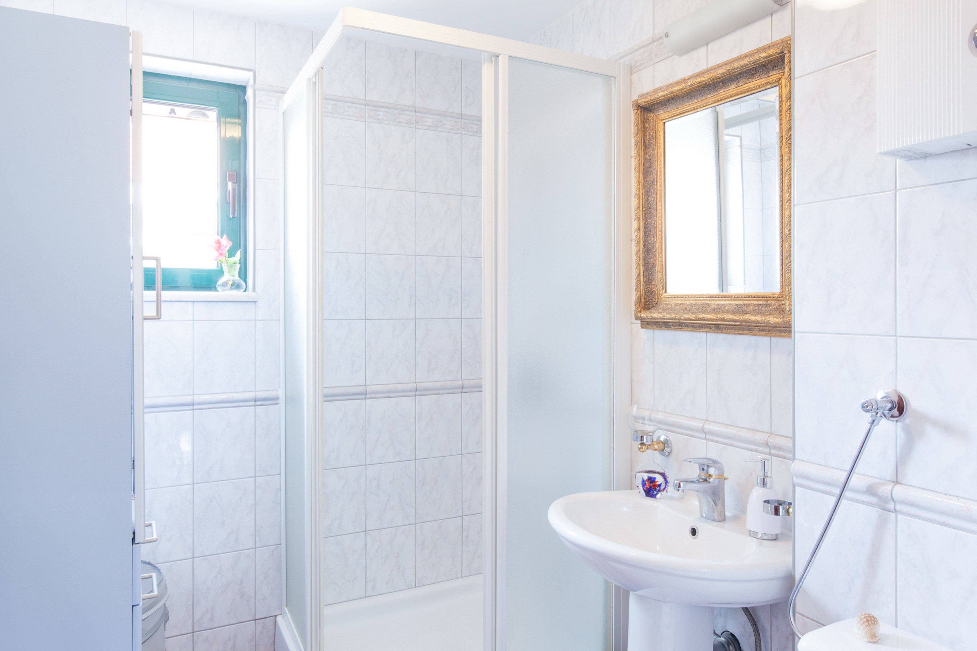 Three bedroom house with terrace Sumartin, Brač  K