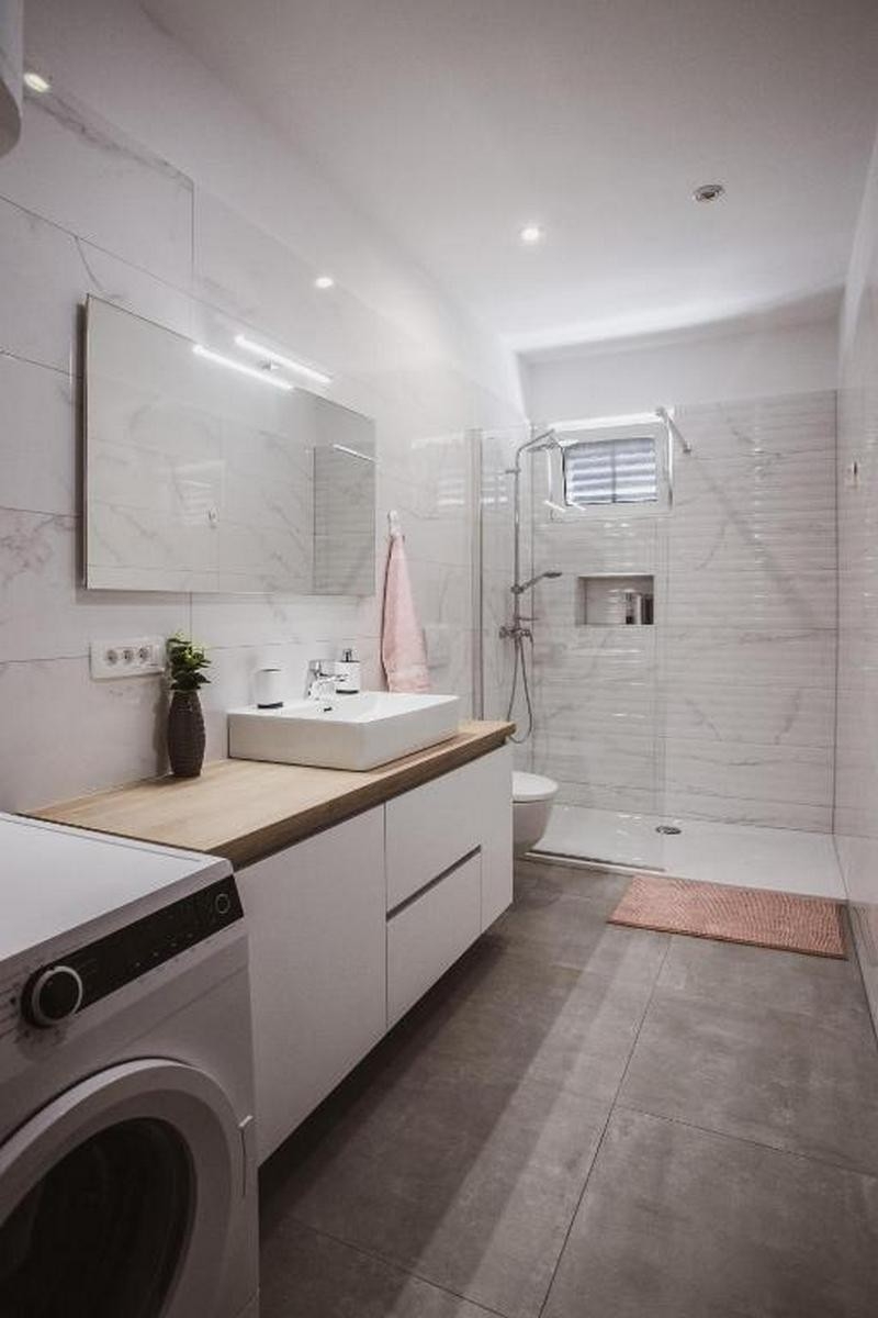 Two bedroom apartment with terrace Dugi Rat, Omiš  A-a