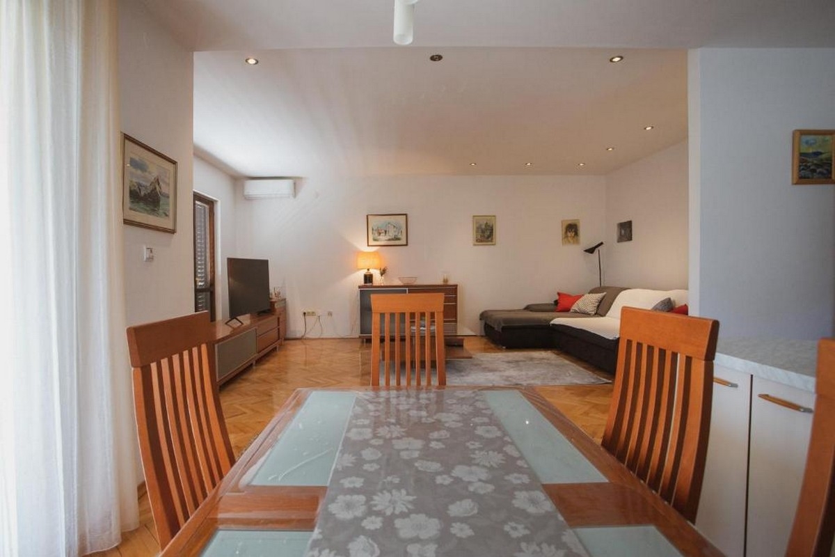 Top Omiš Dugi Rat Top Omiš Dugi Rat