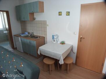 Dining room Cavtat, Dining room in the studio-apartment.