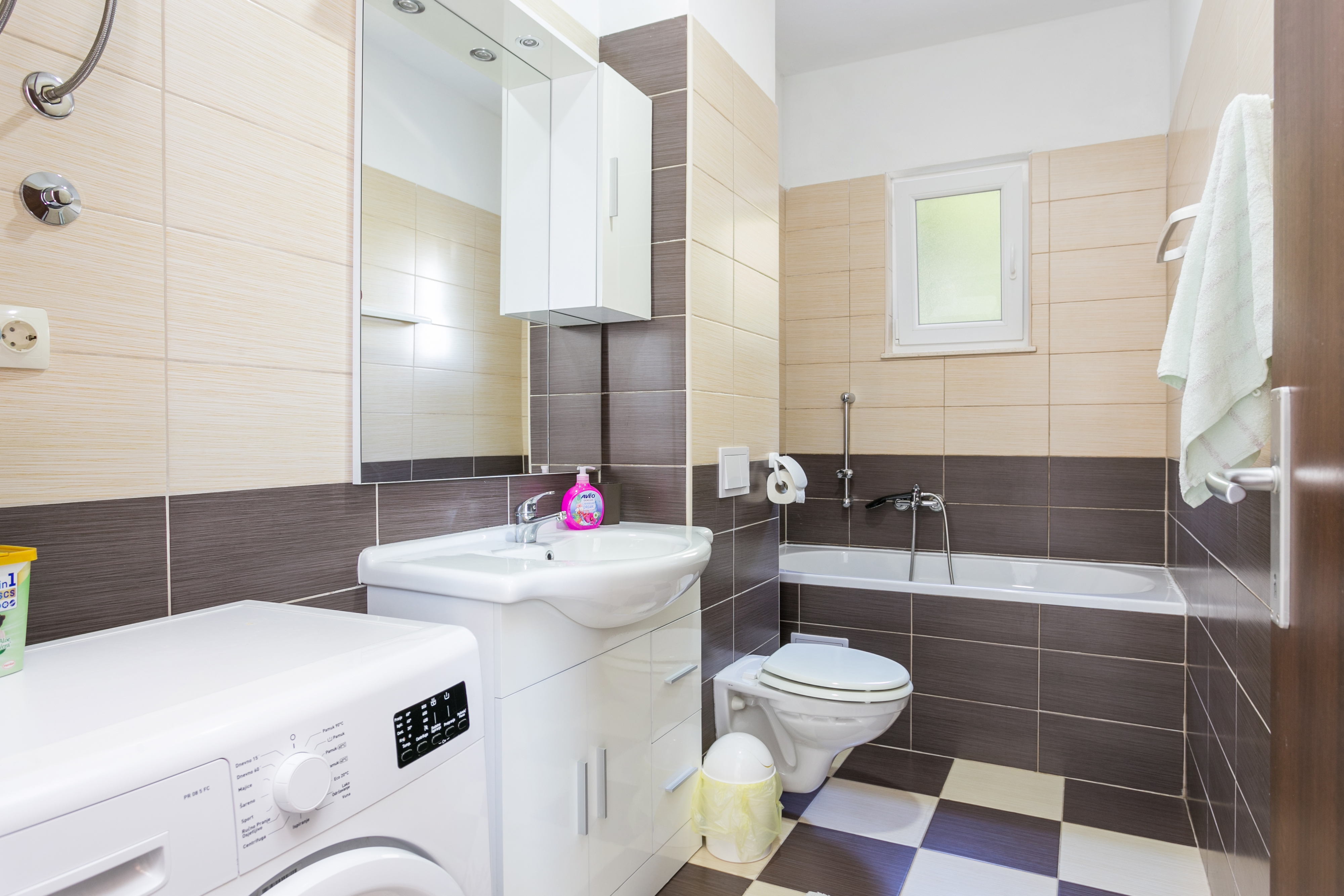 Three bedroom house with terrace Kaštel Štafilić, Kaštela  K