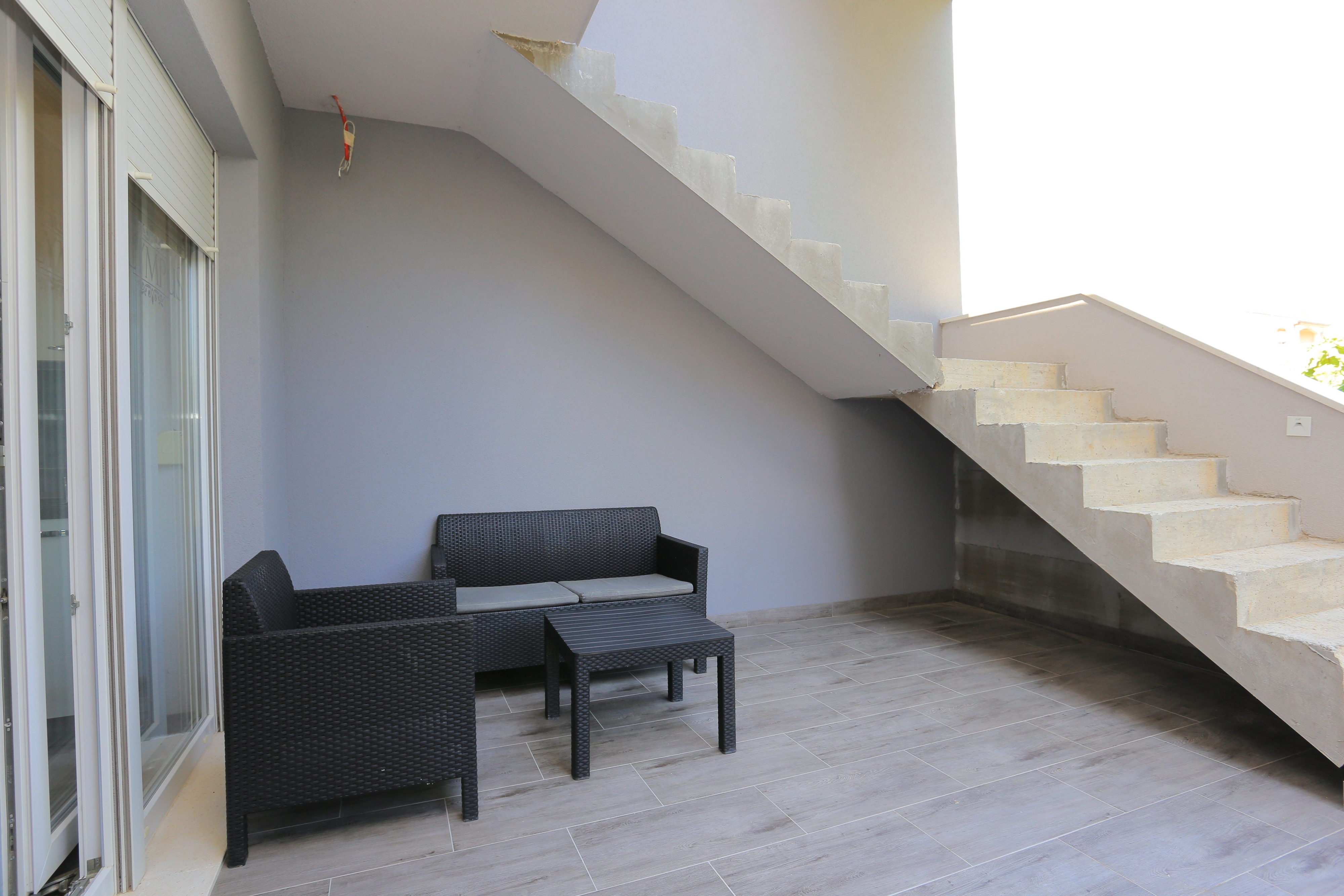 Three bedroom house with terrace Kaštel Štafilić, Kaštela  K