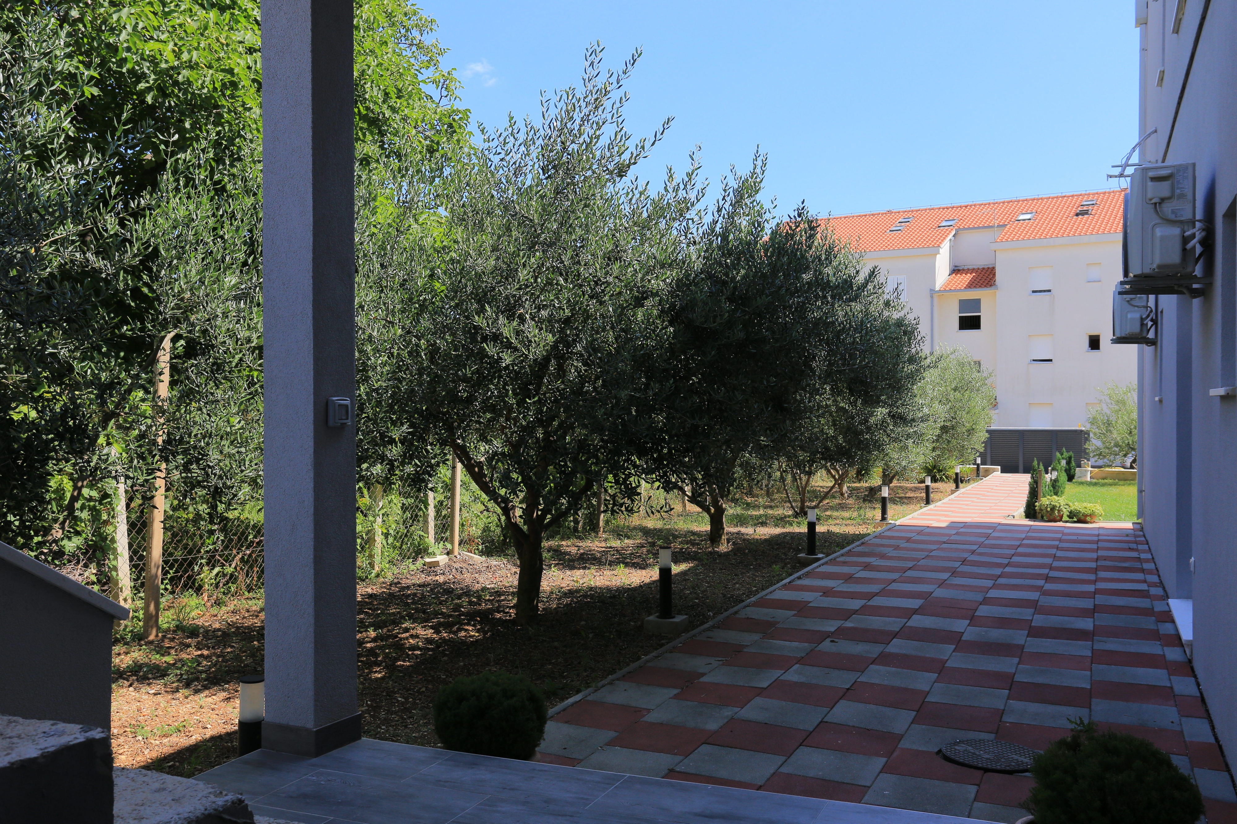 Three bedroom house with terrace Kaštel Štafilić, Kaštela  K
