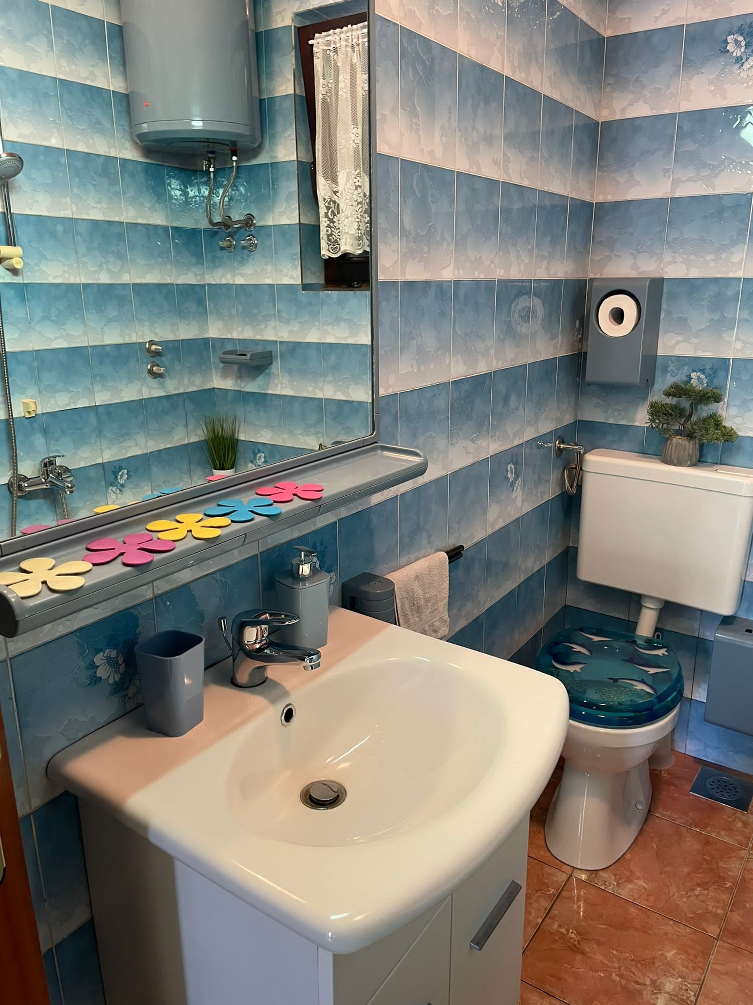 Three bedroom house with terrace Mijaca, Zagora  K