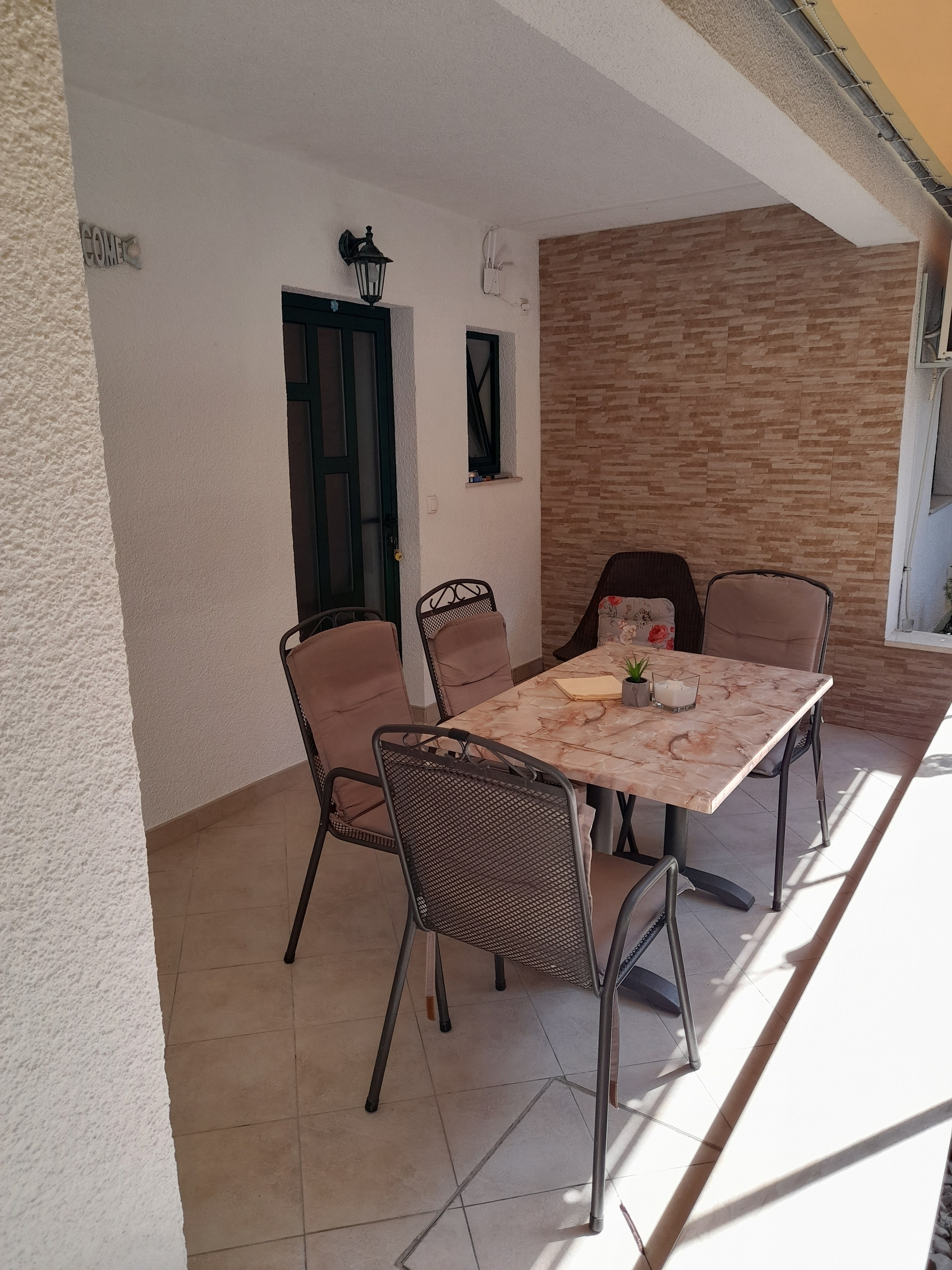 Two bedroom apartment with terrace Živogošće - Blato, Makarska  A-a