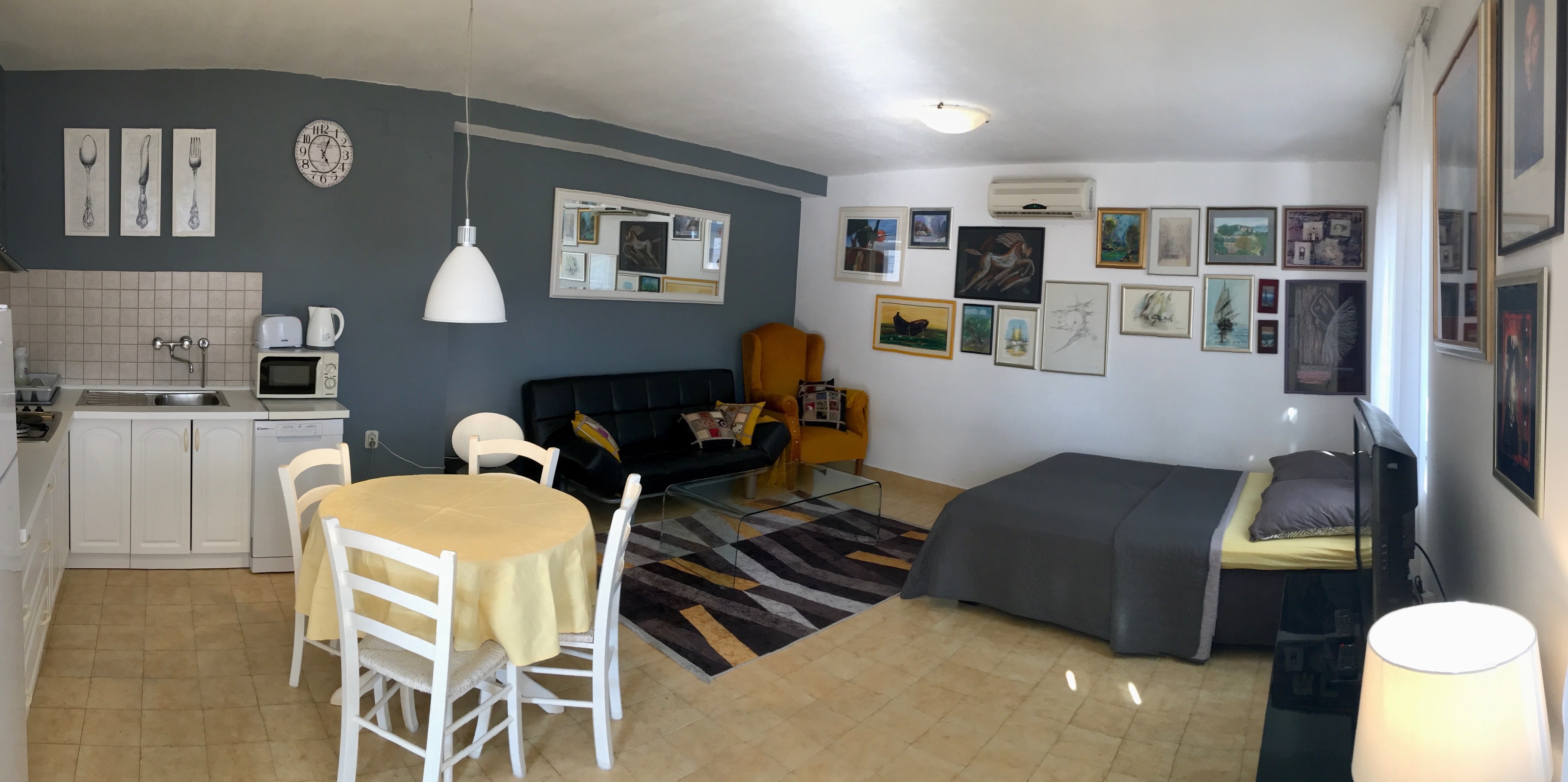 Jednosobni apartman s terasom i pogledom na more Prvić Luka, Prvić  A-a