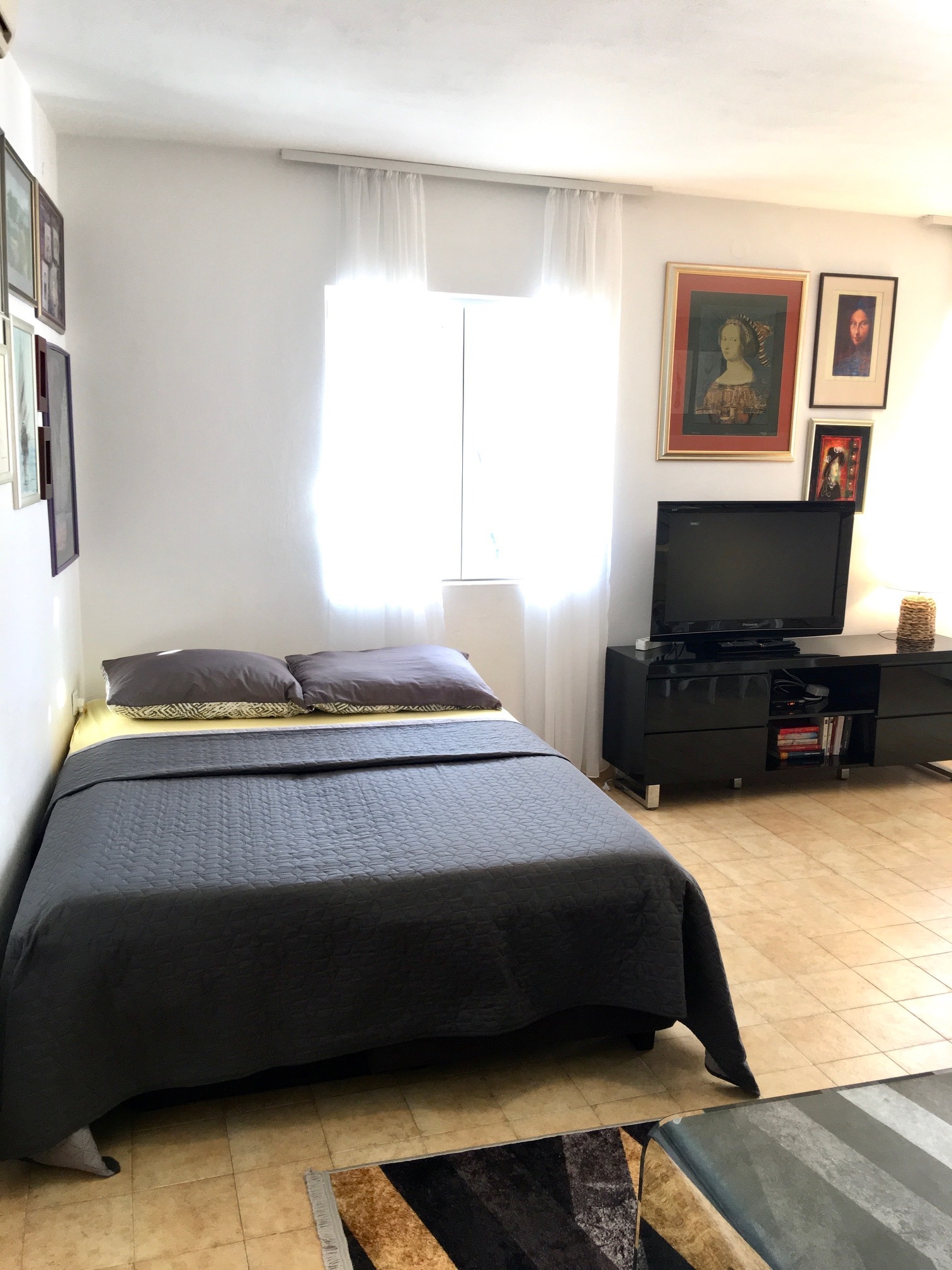 Jednosobni apartman s terasom i pogledom na more Prvić Luka, Prvić  A-a