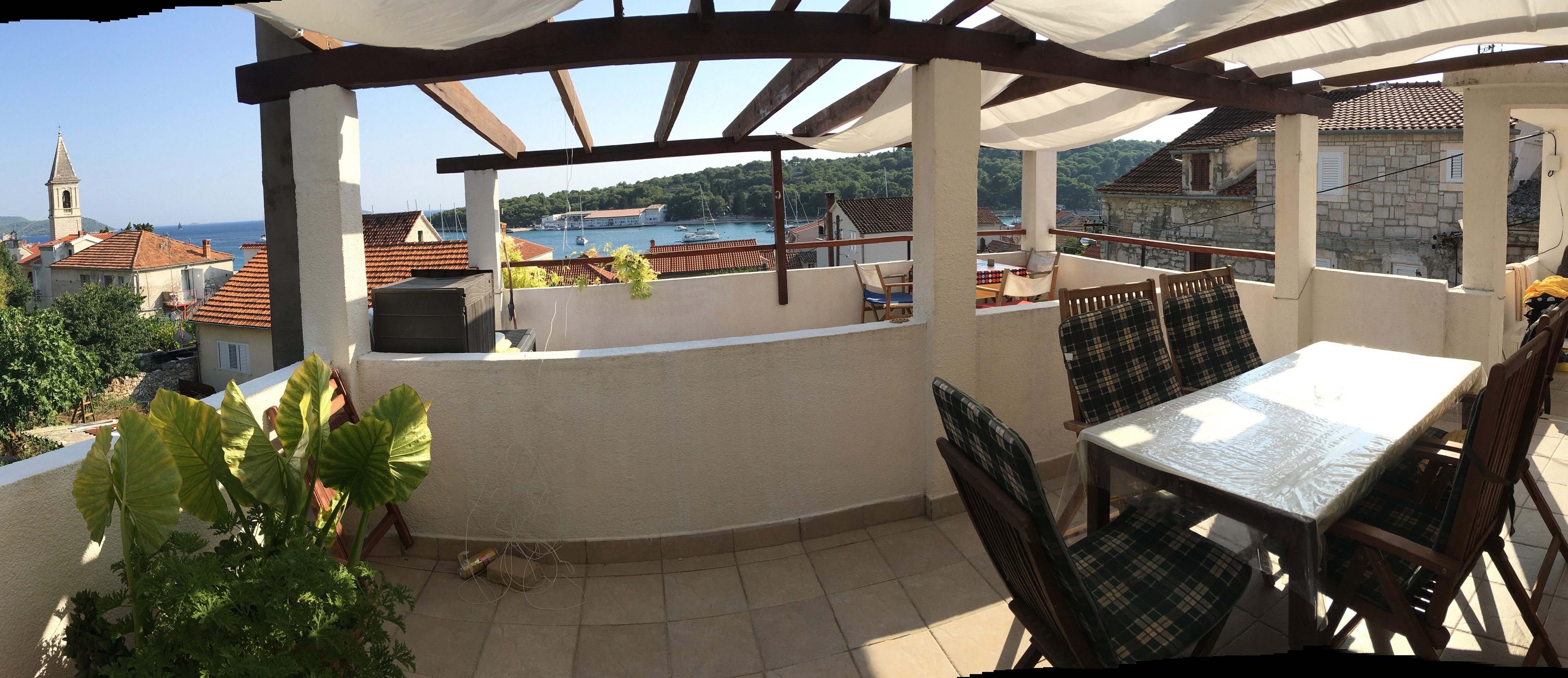 Jednosobni apartman s terasom i pogledom na more Prvić Luka, Prvić  A-a