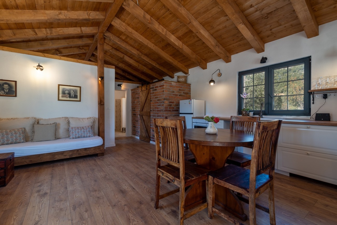 Two bedroom house with terrace Vrsine, Trogir  K