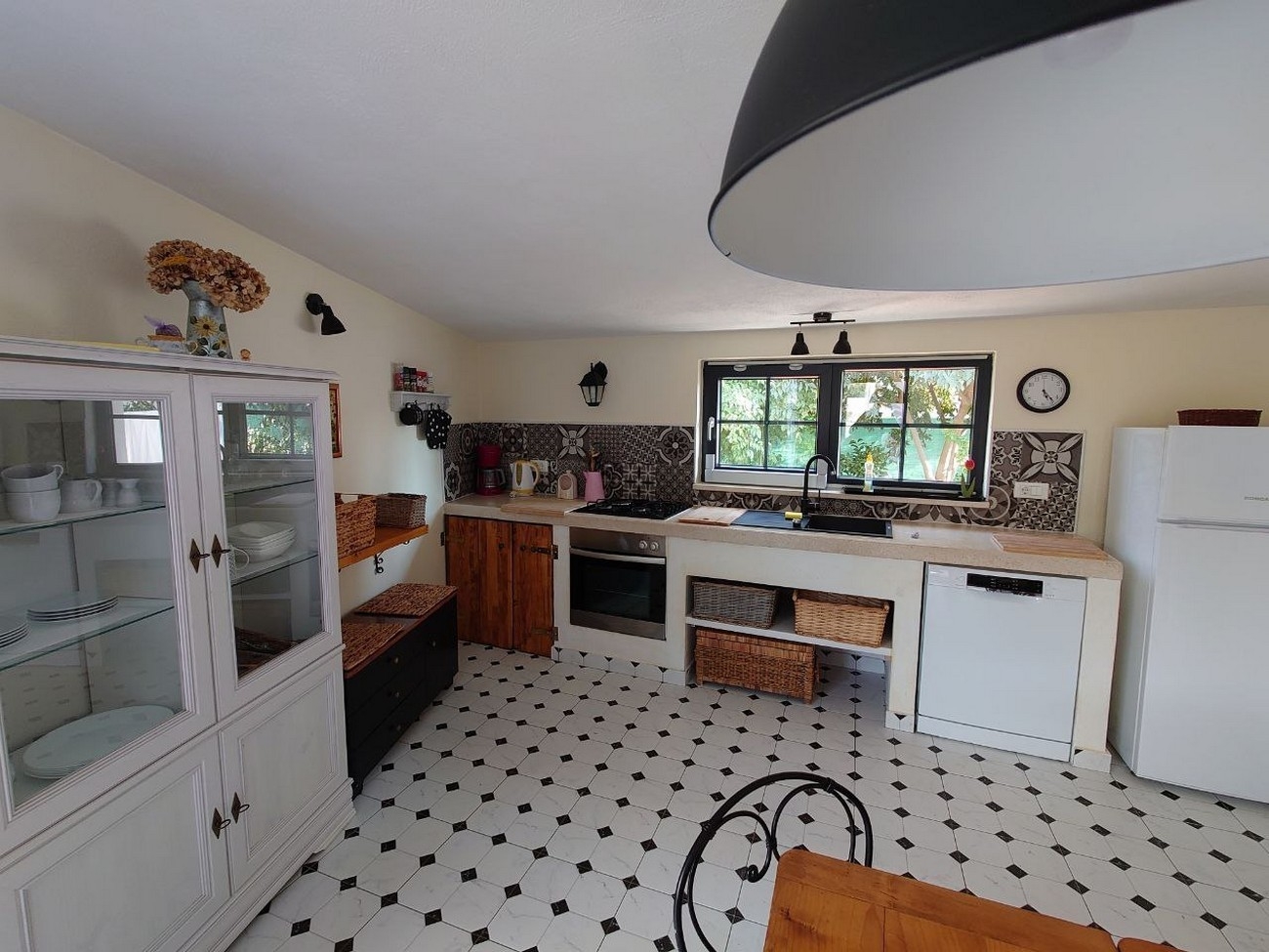 Two bedroom house with terrace Vrsine, Trogir  K