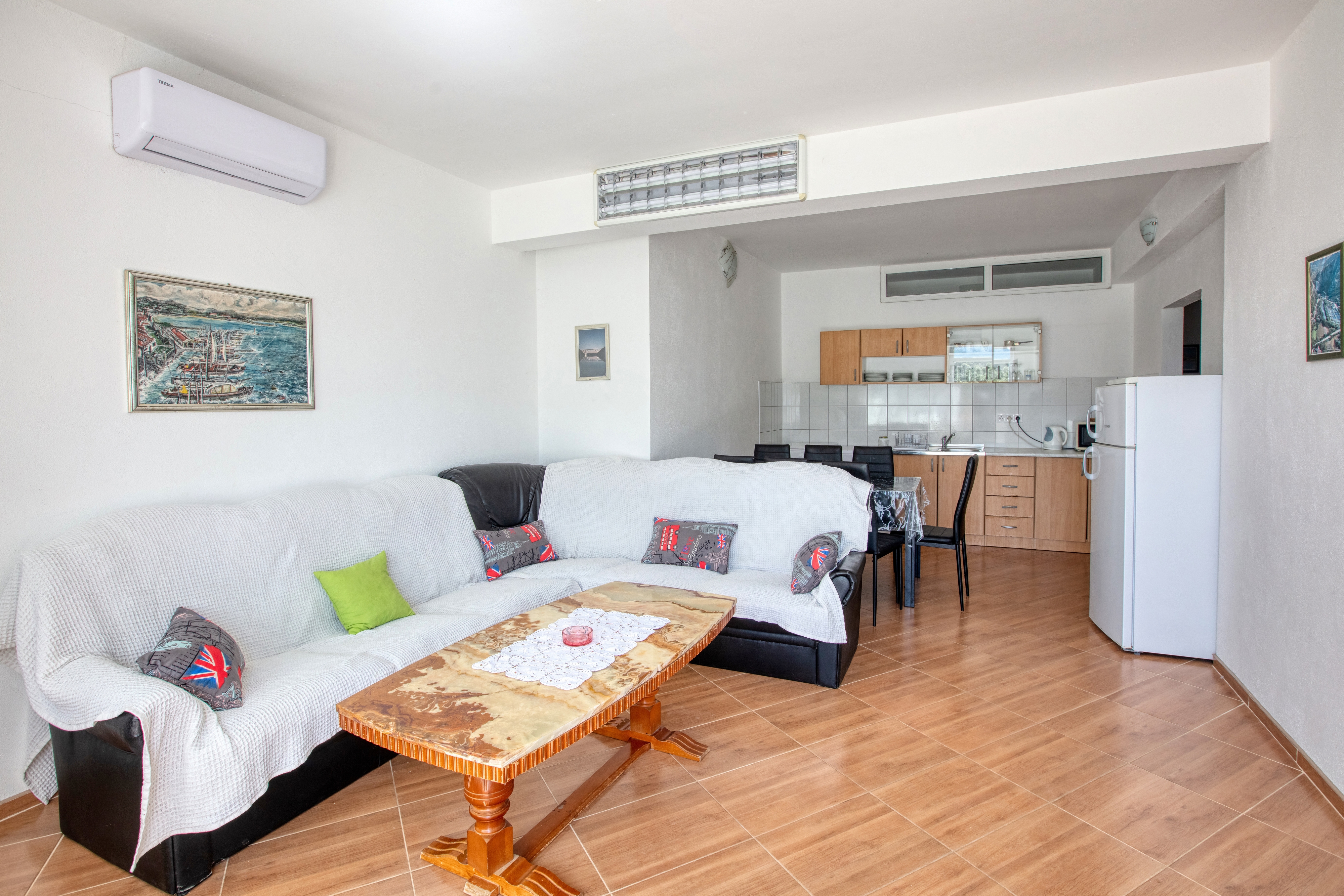 Three bedroom apartment with terrace and sea view Stupin Čeline, Rogoznica (A-21279-a) Three bedroom apartment with terrace and sea view Stupin Čeline, Rogoznica (A-21279-a)