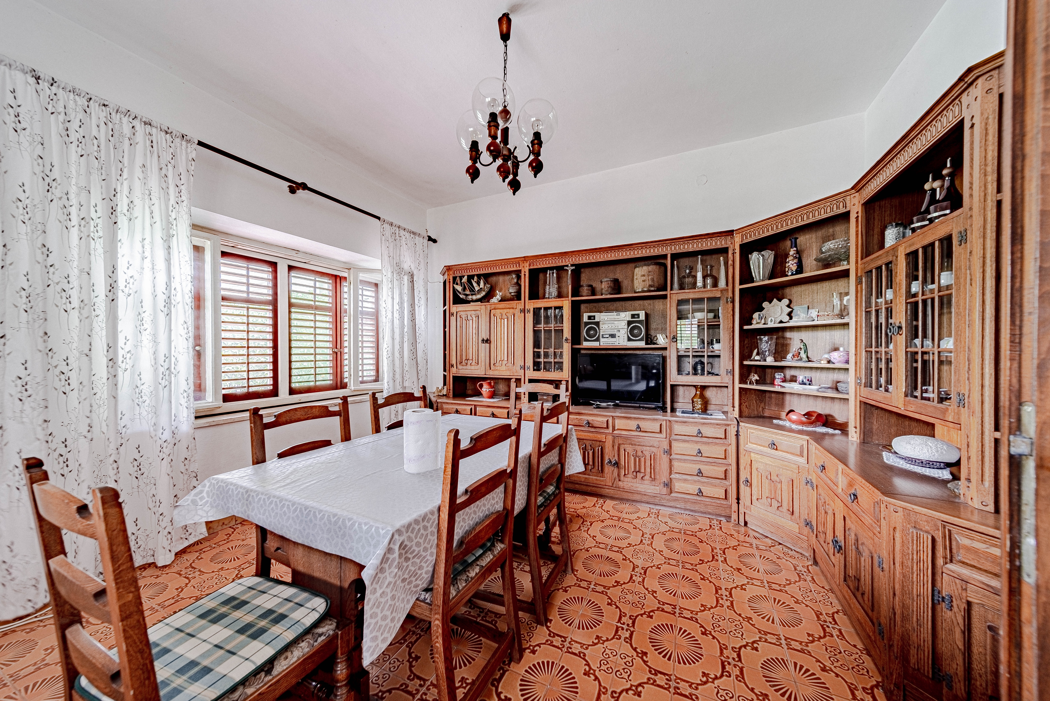 Comfortable and spacious apartment near beach Lumbarda, Korčula (A-21290-a)