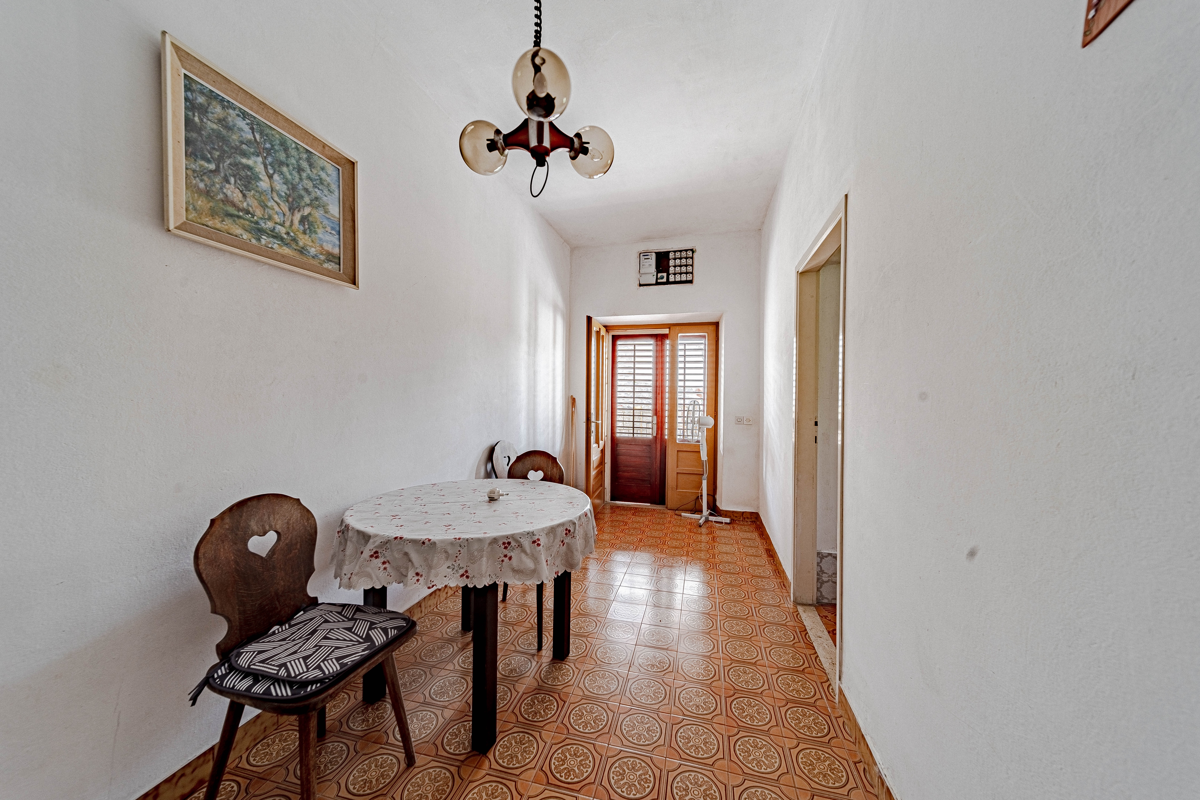 Comfortable and spacious house near beach Lumbarda, Korčula  K