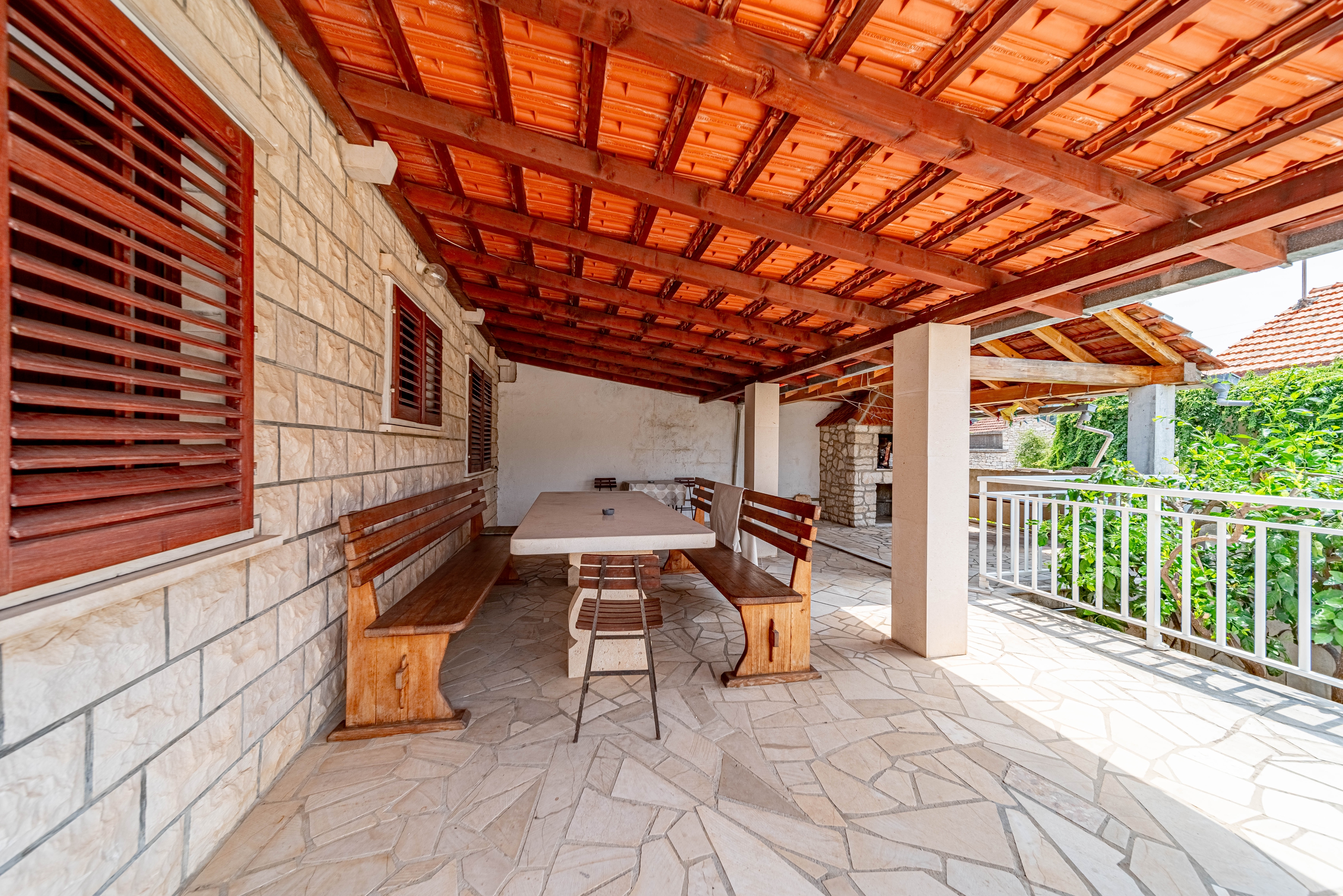 Comfortable and spacious house near beach Lumbarda, Korčula  K