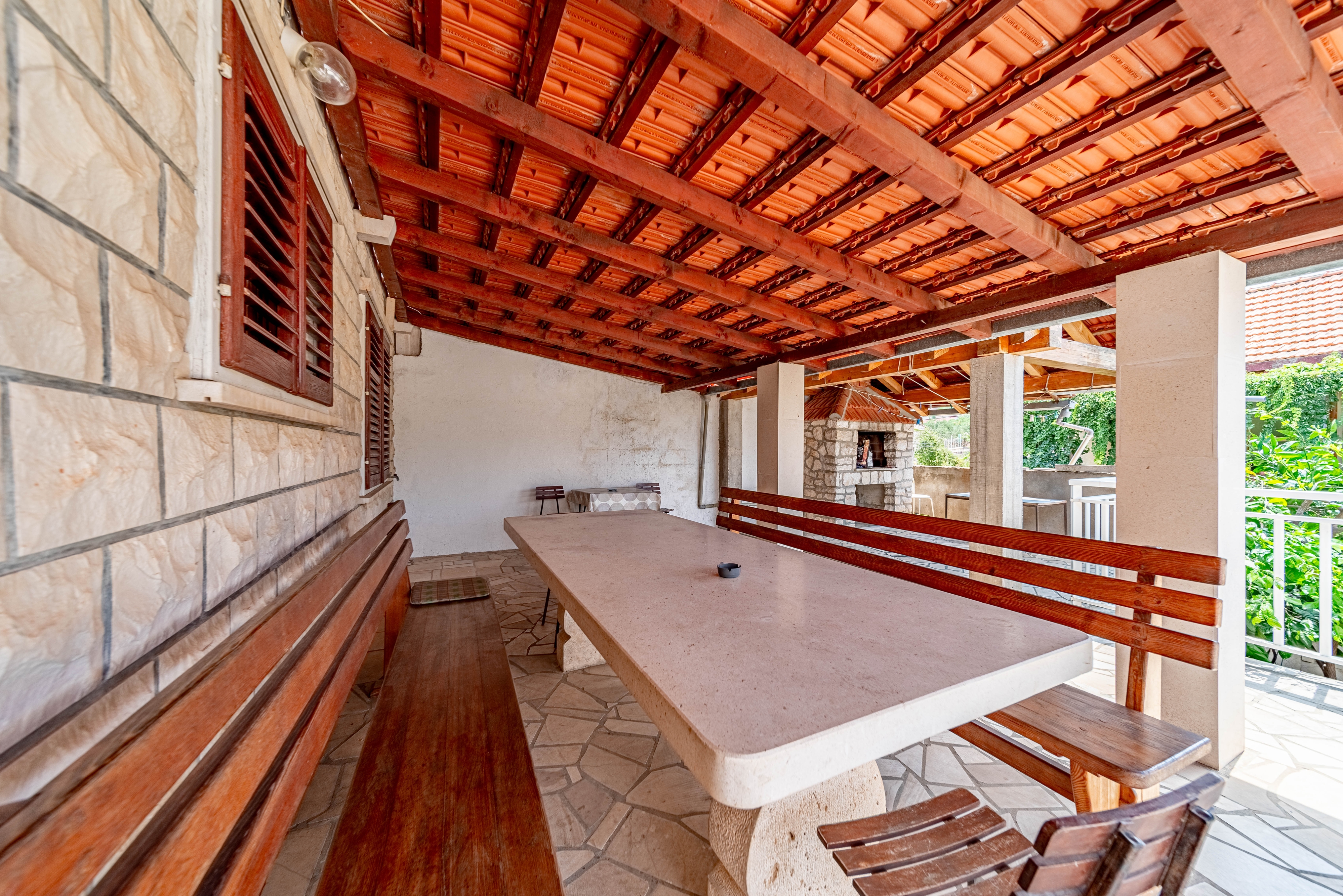 Comfortable and spacious house near beach Lumbarda, Korčula  K