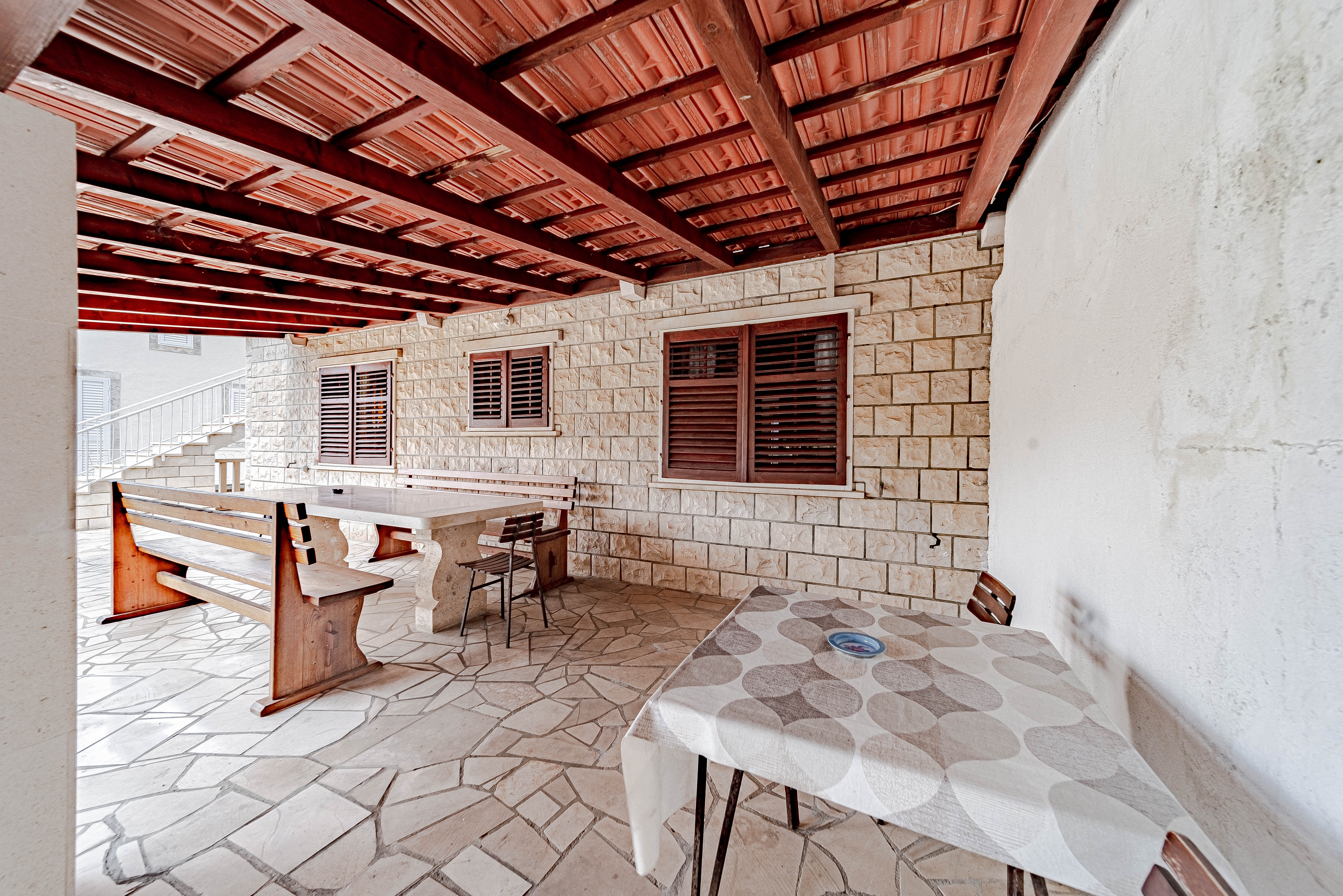 Comfortable and spacious house near beach Lumbarda, Korčula  K