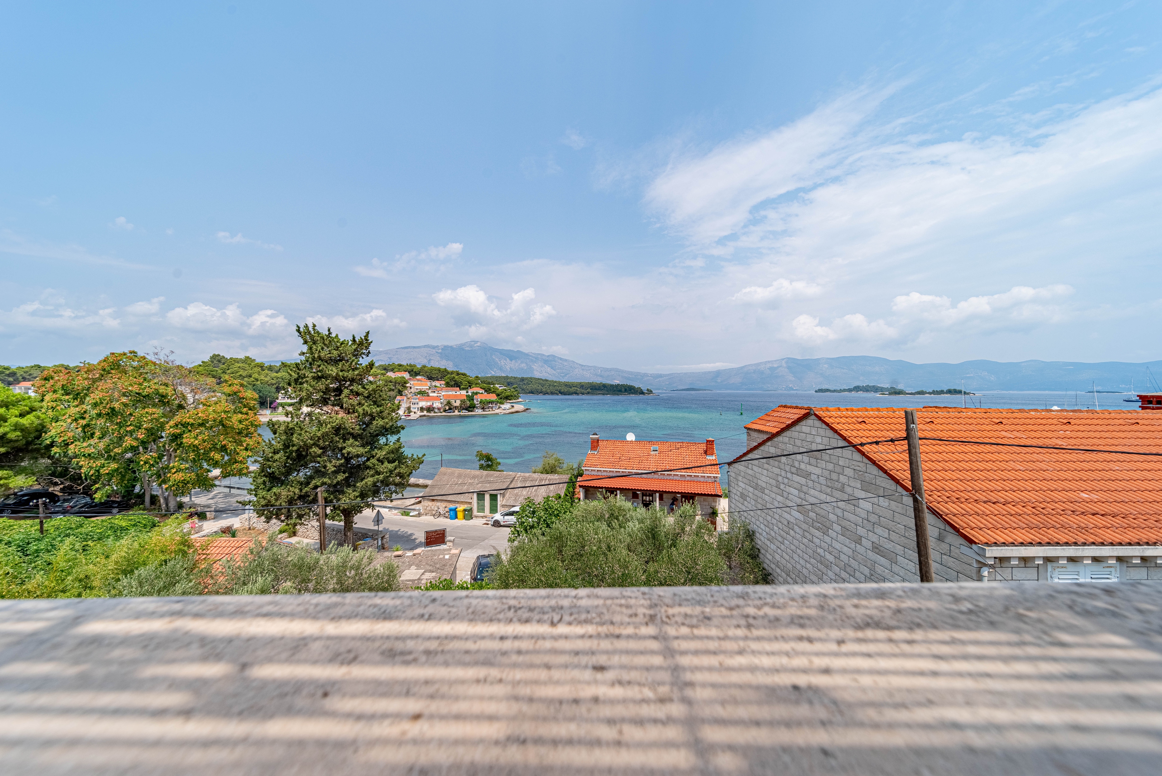 Comfortable and spacious house near beach Lumbarda, Korčula  K