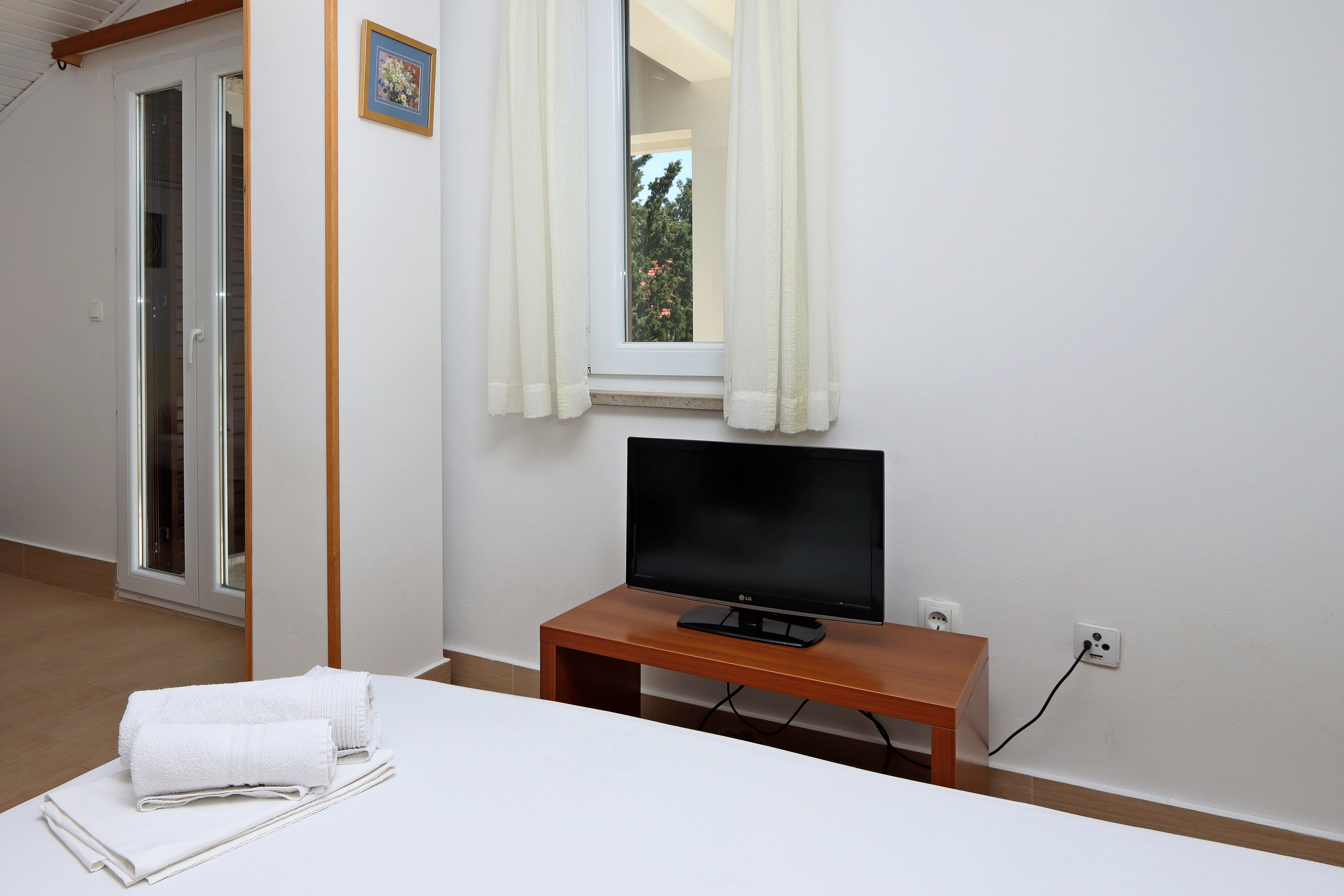 Two bedroom apartment with terrace Novalja, Pag  A-e