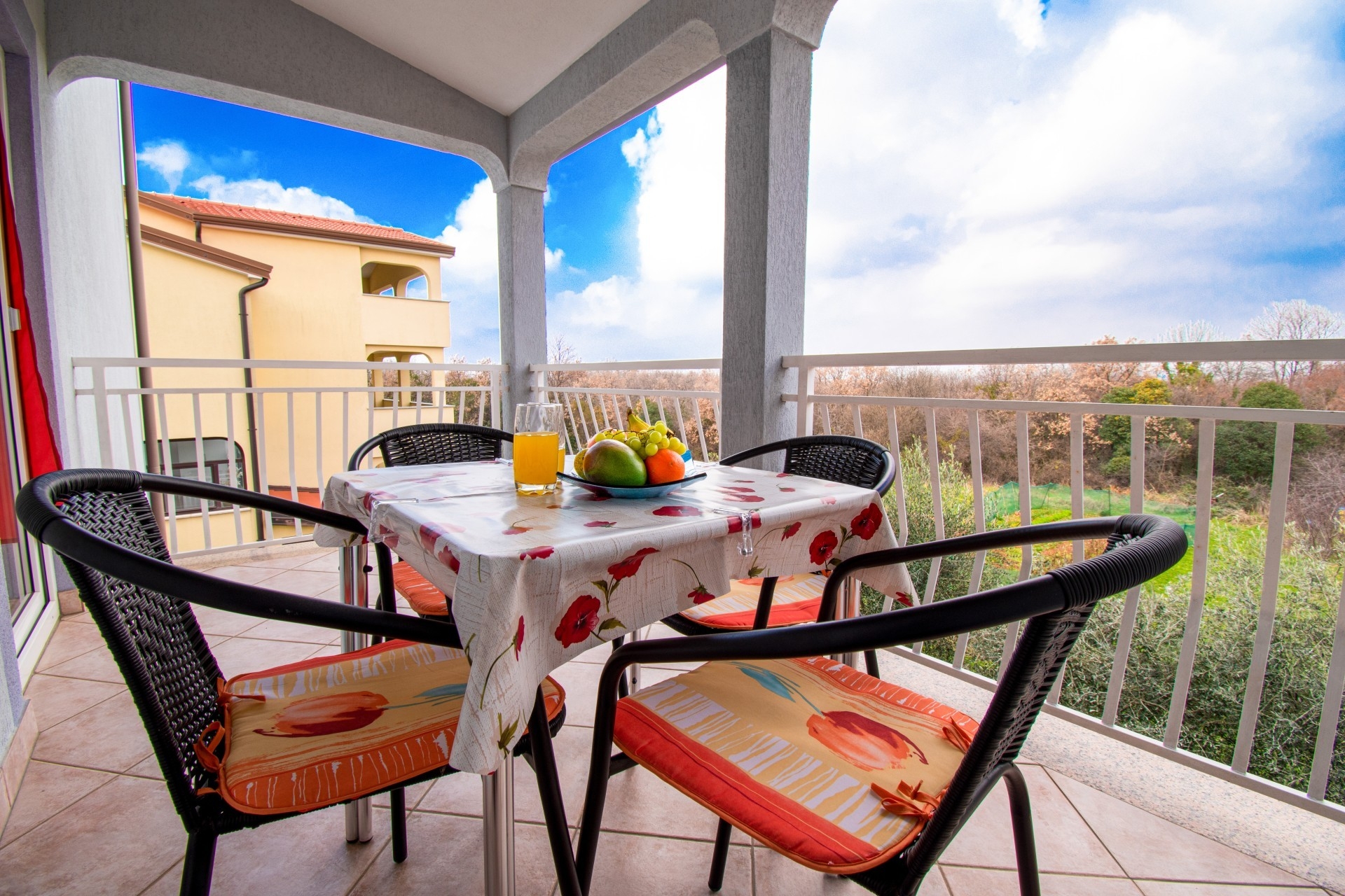 One bedroom apartment with terrace Poreč  A-b