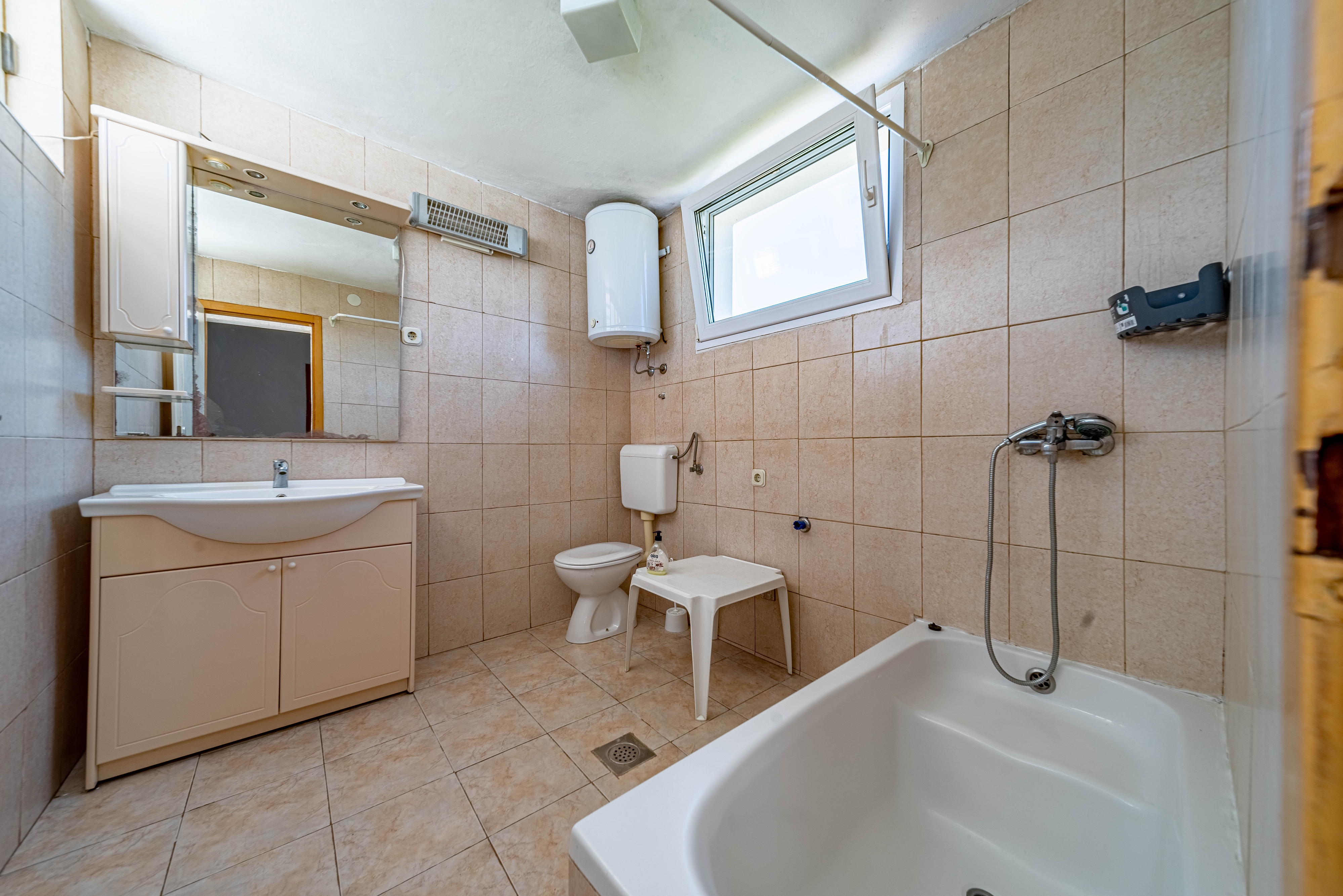 Four bedroom house with terrace Lumbarda, Korčula  K