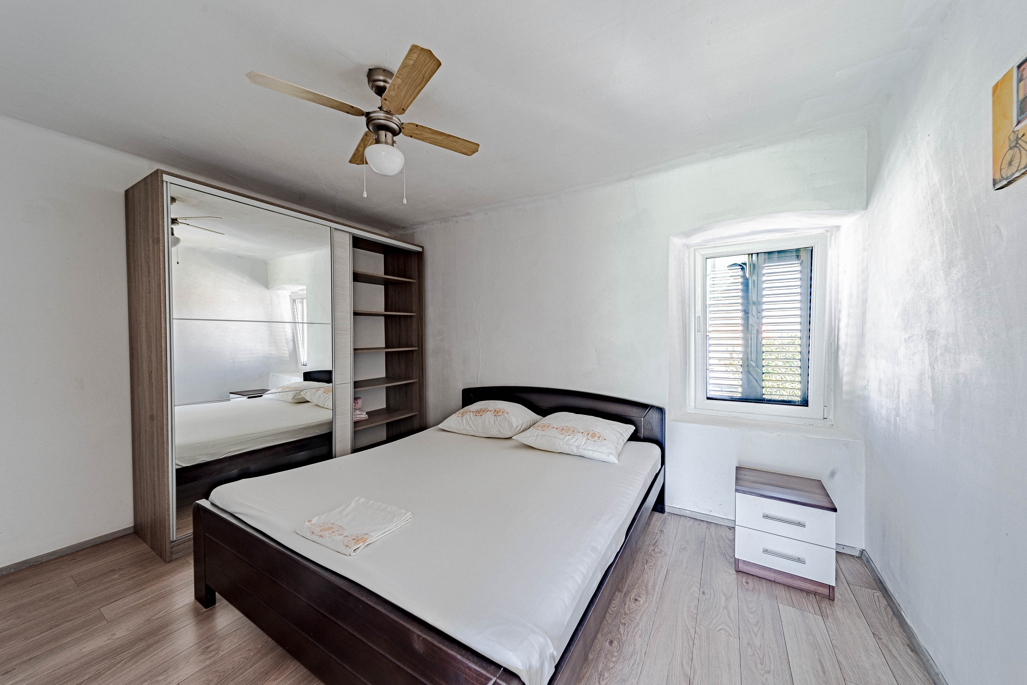 Four bedroom house with terrace Lumbarda, Korčula  K