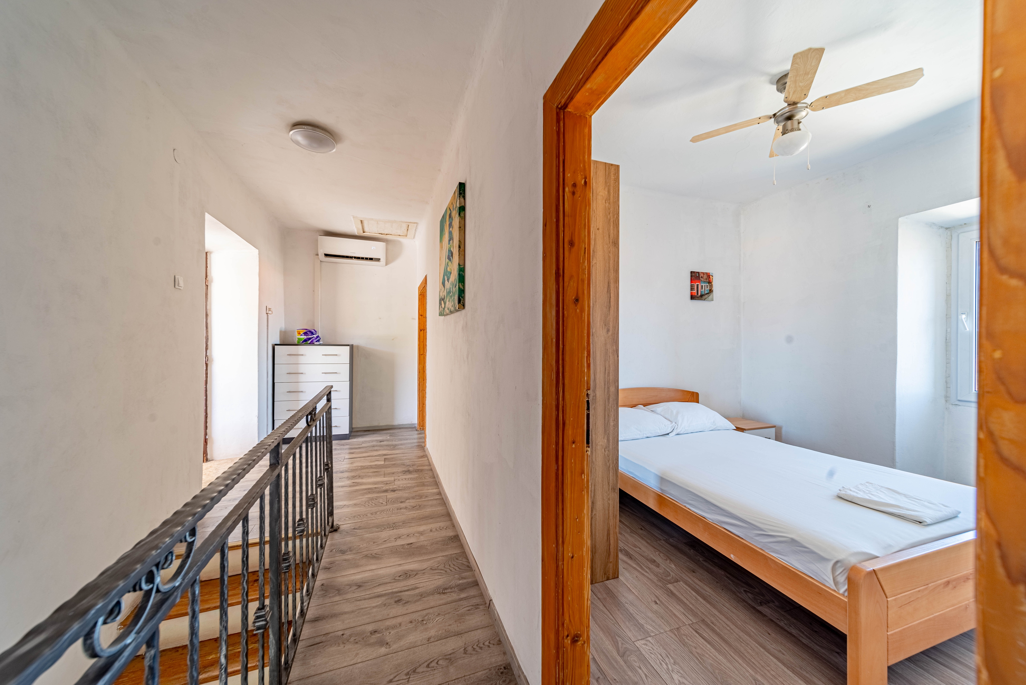 Four bedroom house with terrace Lumbarda, Korčula  K