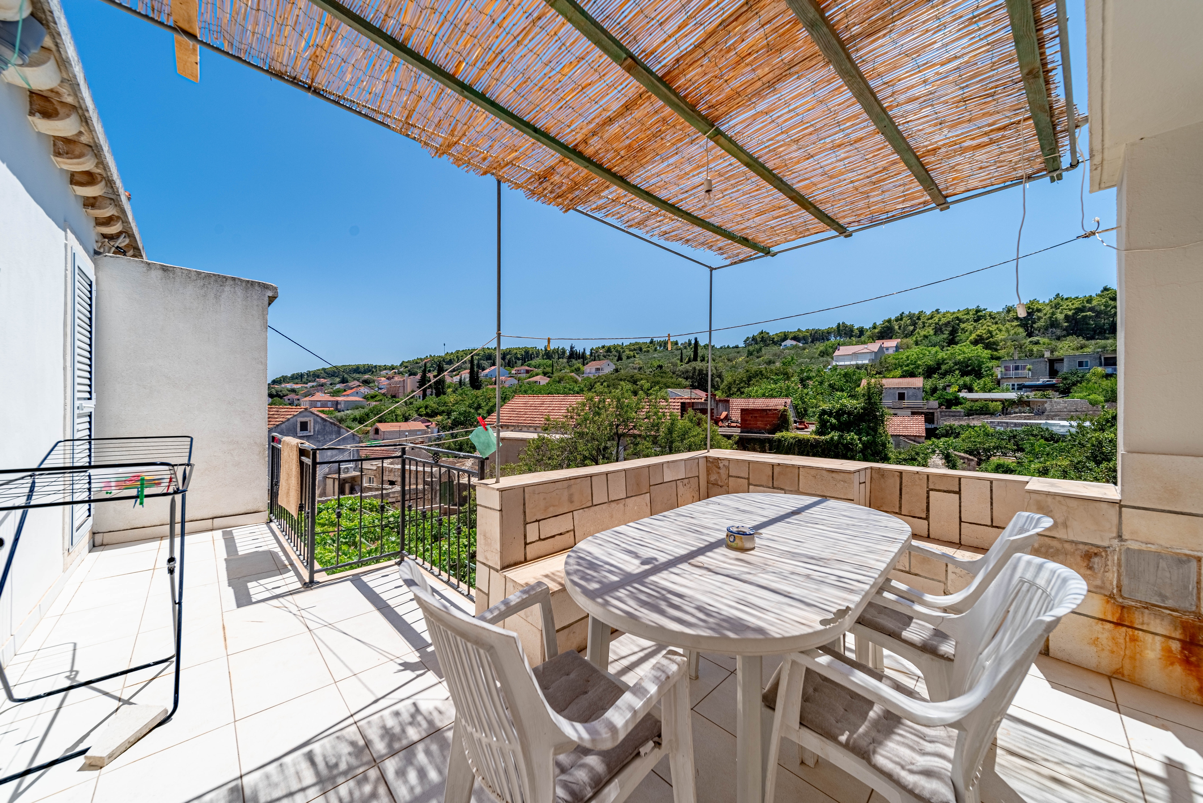 Four bedroom house with terrace Lumbarda, Korčula  K