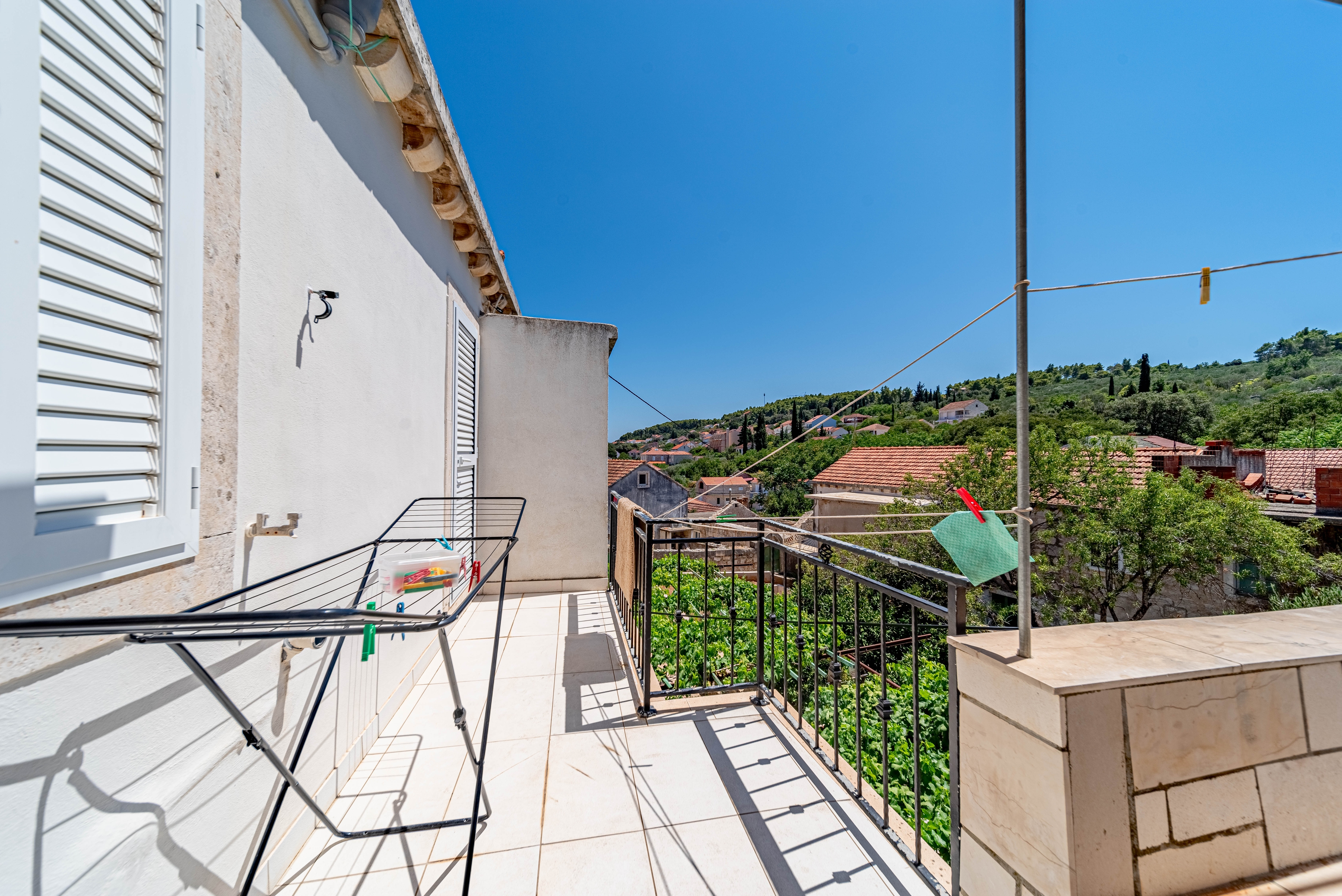 Four bedroom house with terrace Lumbarda, Korčula  K