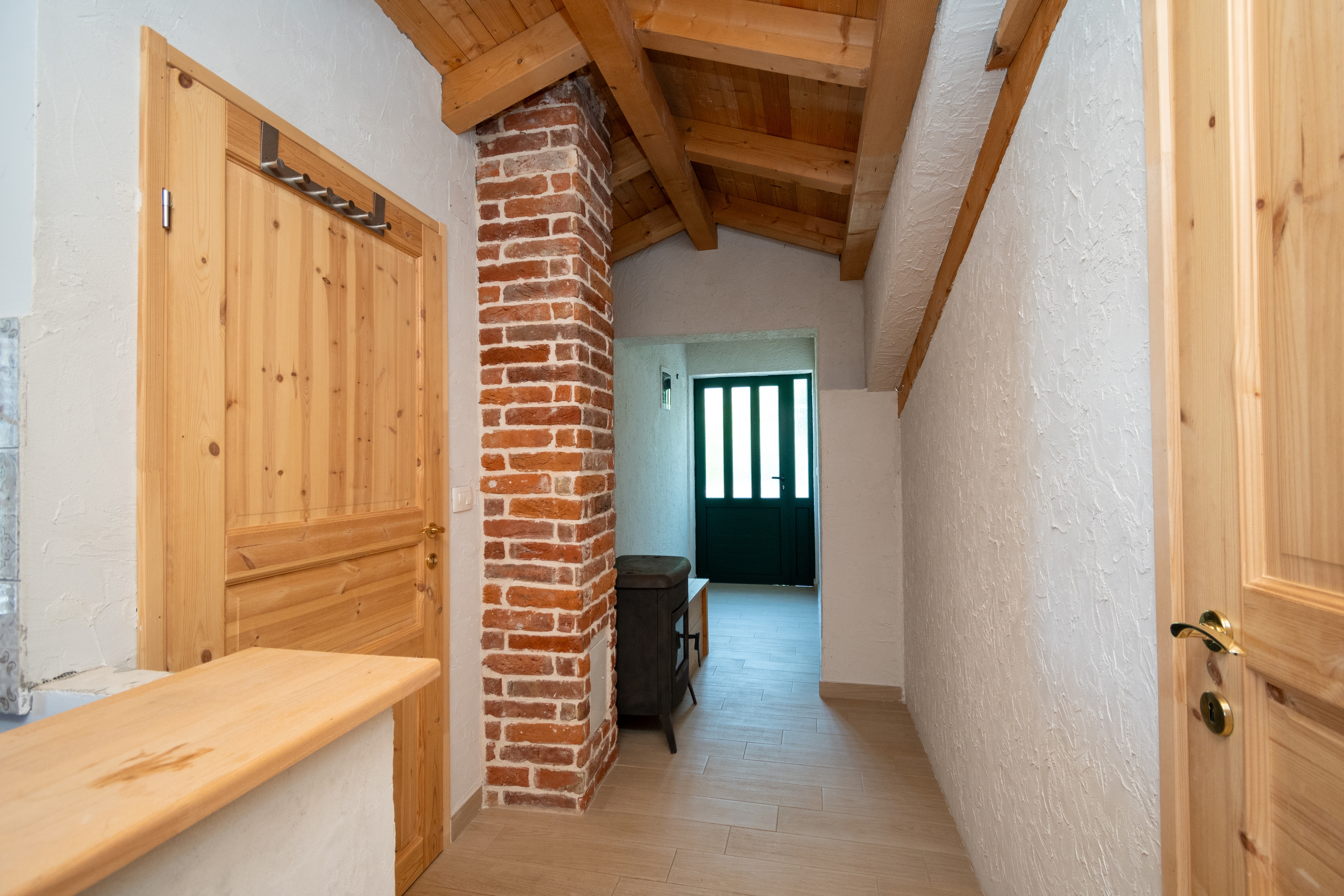 Three bedroom house with terrace Radovin, Zadar  K