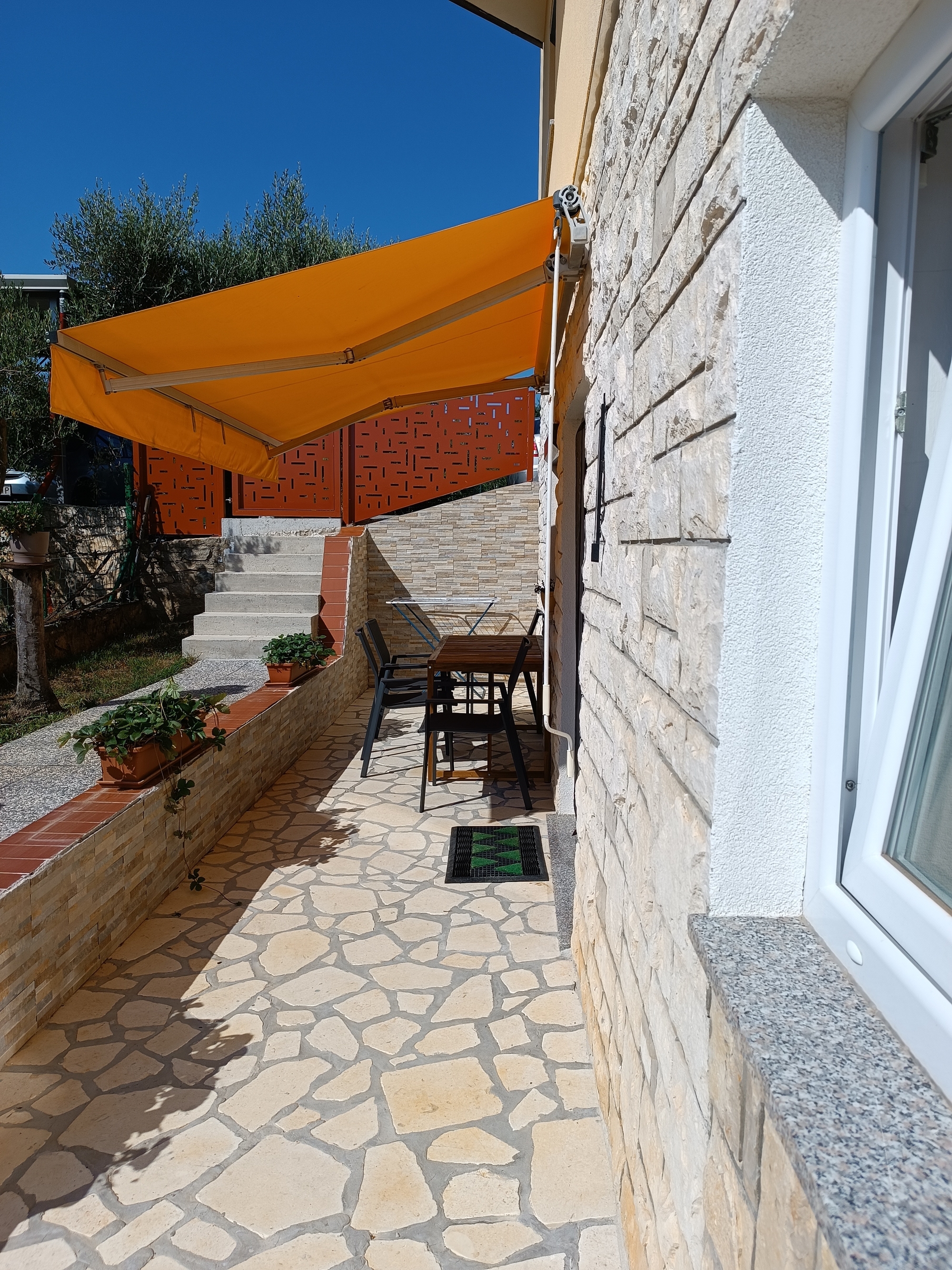One bedroom apartment with terrace Kaštel, Central Istria - Središnja Istra  A-b
