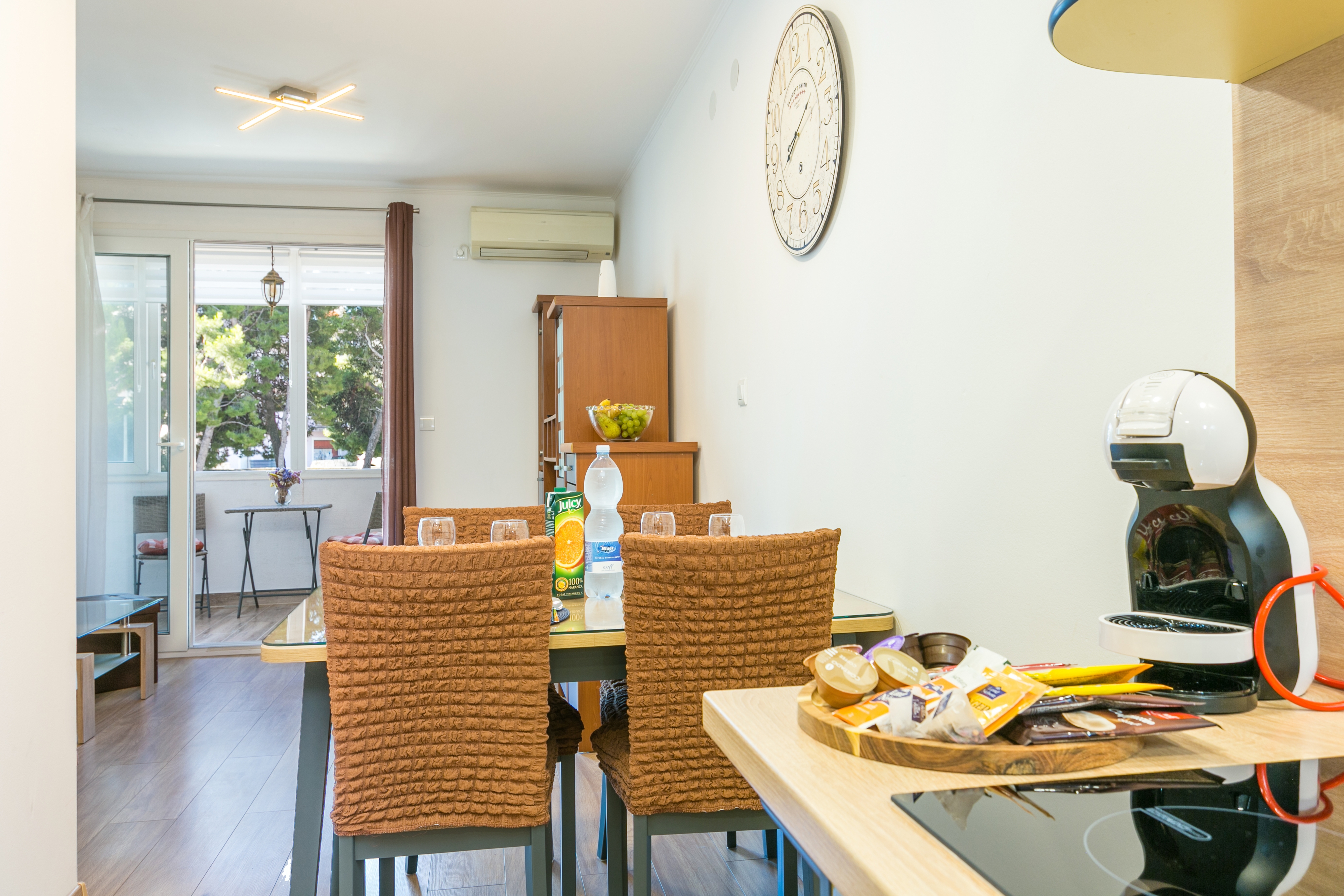 One bedroom apartment with terrace Solin, Split  A-a