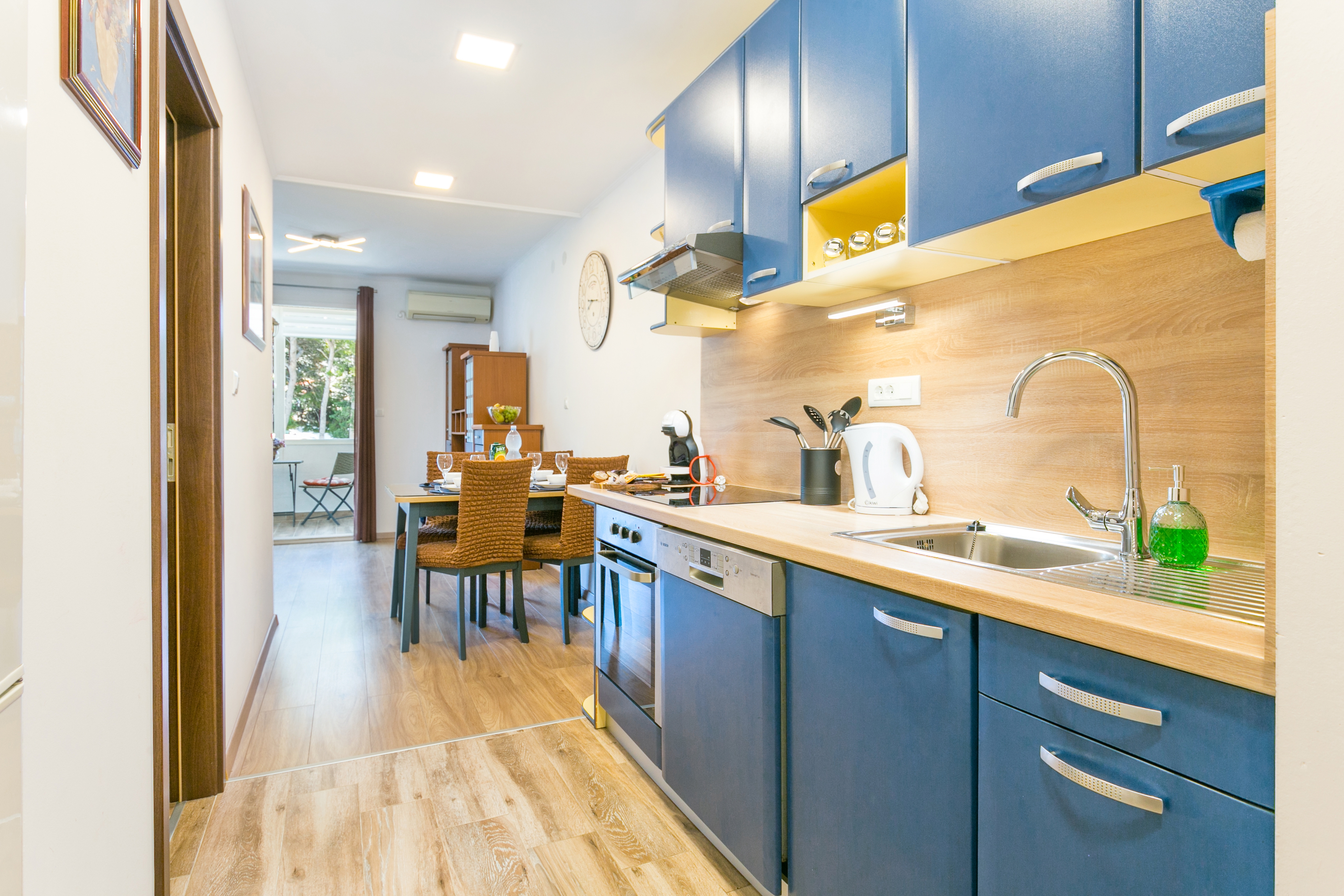 One bedroom apartment with terrace Solin, Split  A-a