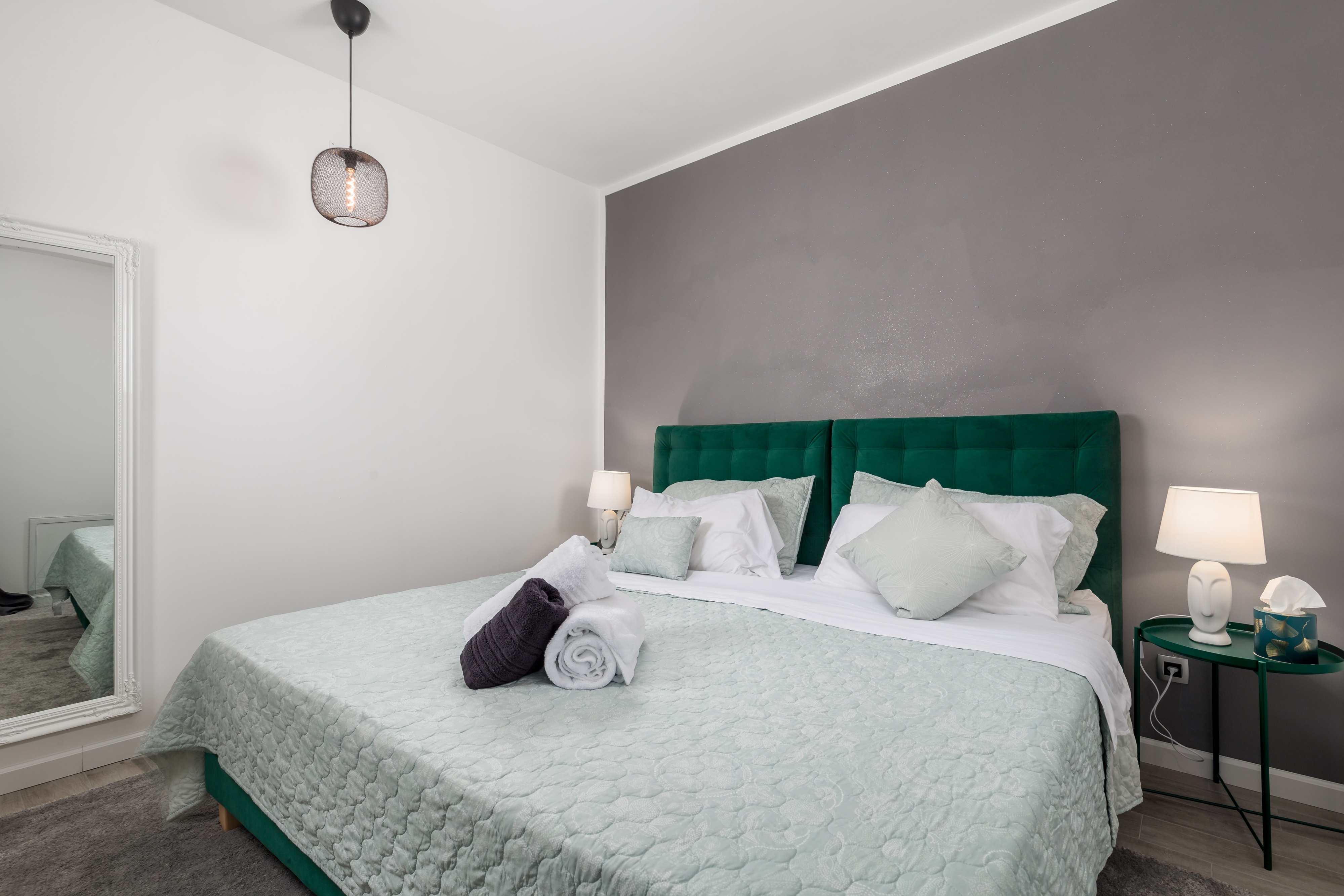 Comfortable and spacious house with terrace and sea view Ičići, Opatija  K