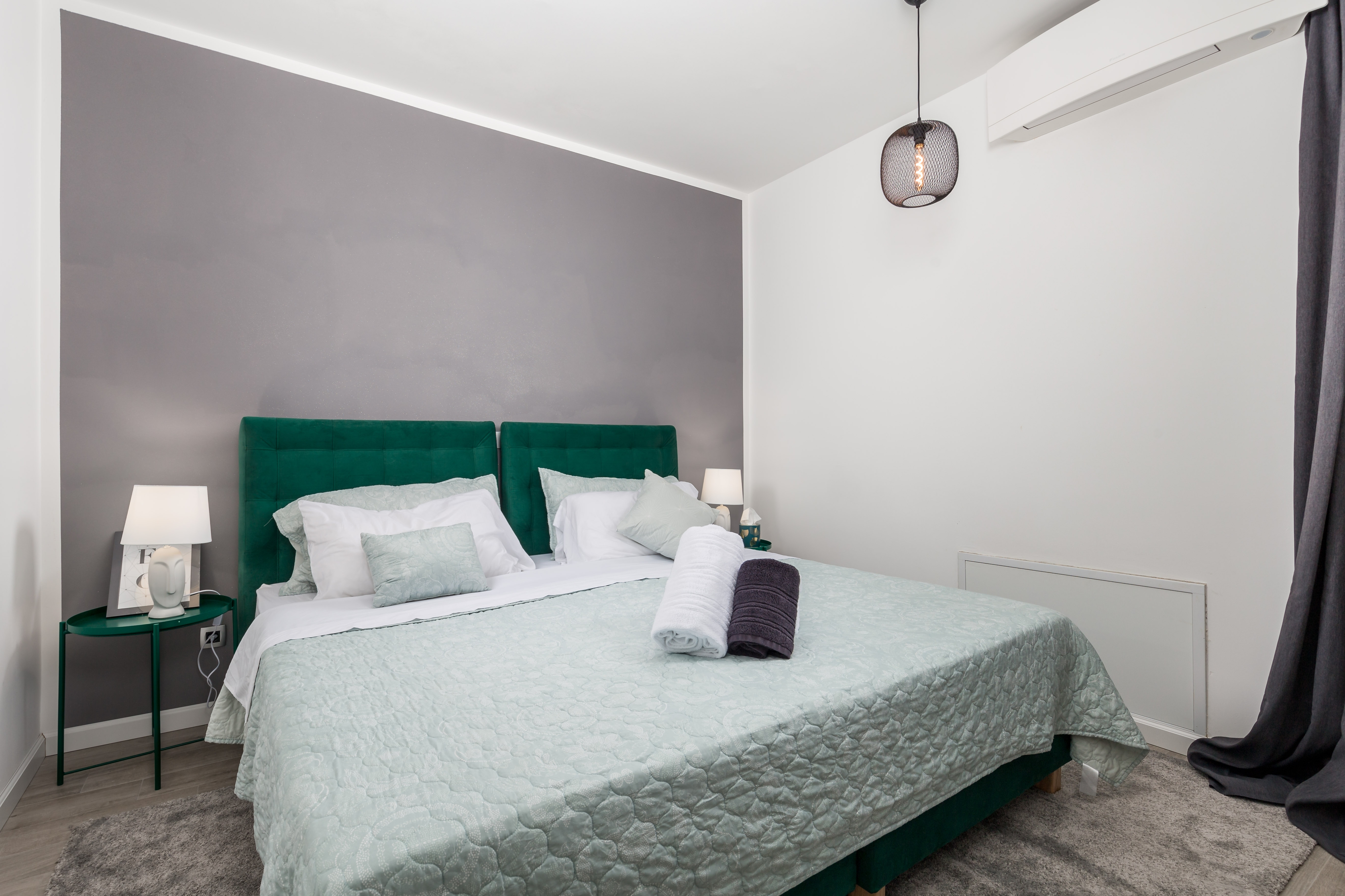Comfortable and spacious house with terrace and sea view Ičići, Opatija  K