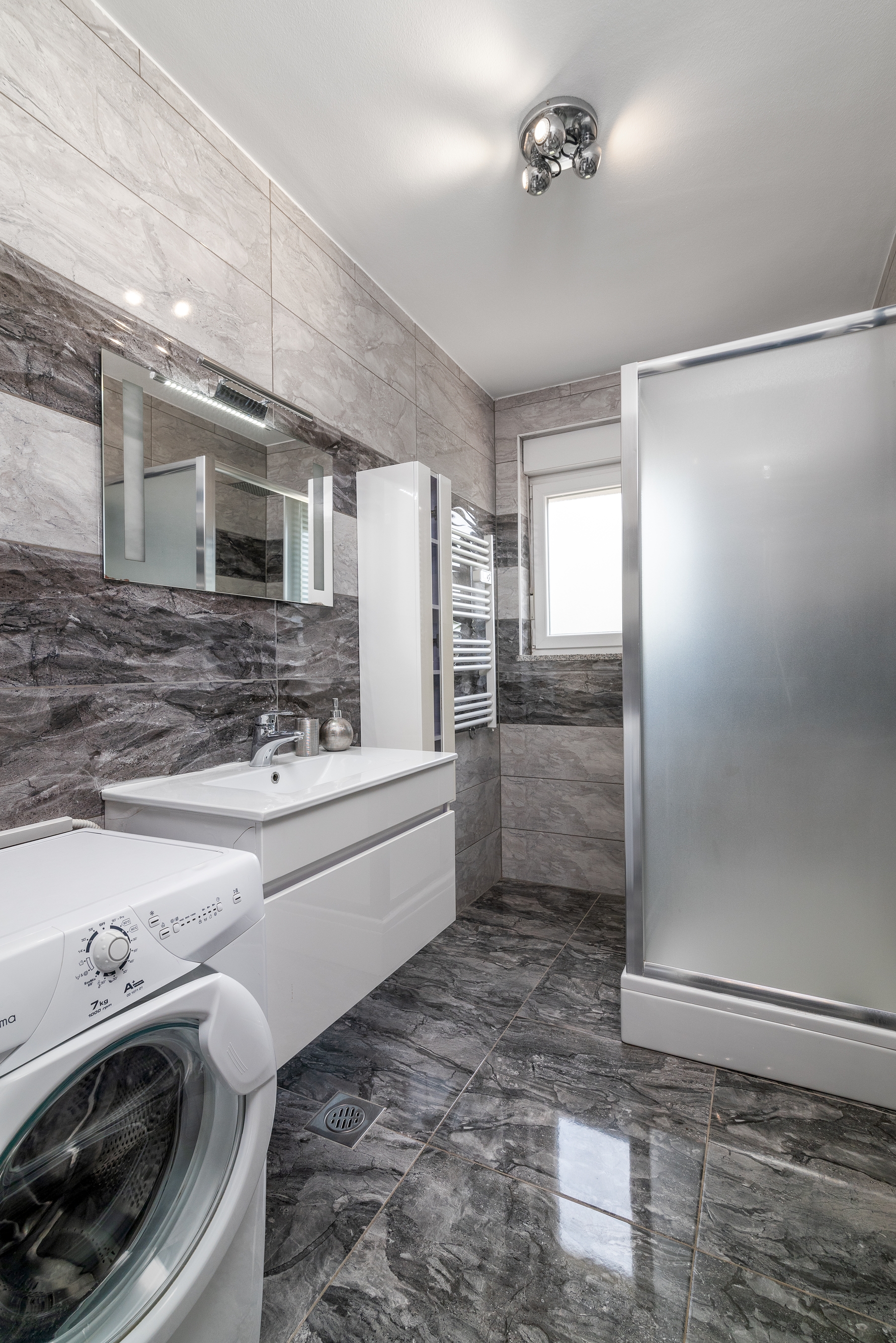 Three bedroom apartment with terrace Pula  A-a