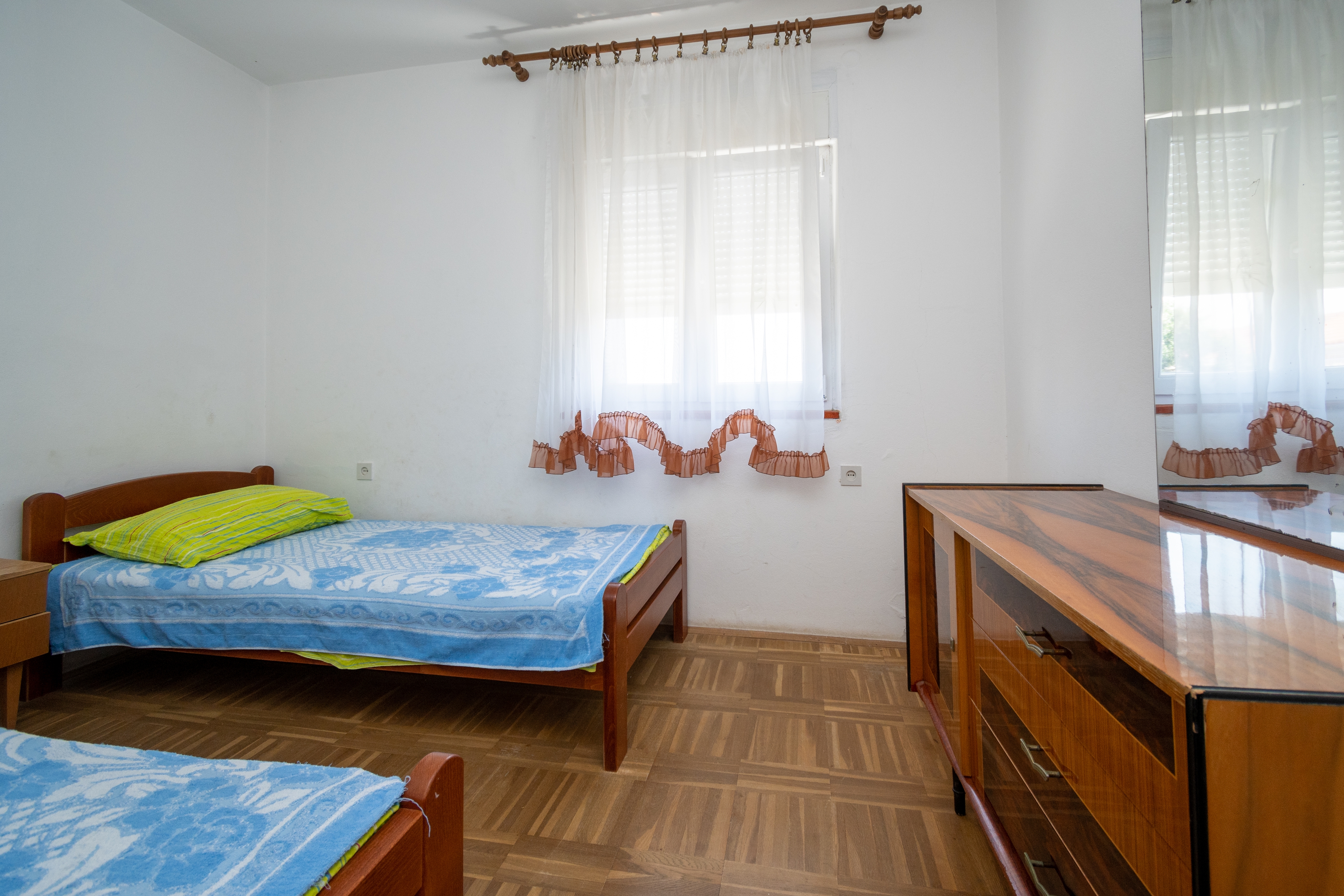Two bedroom apartment with terrace Povljana, Pag  A-a