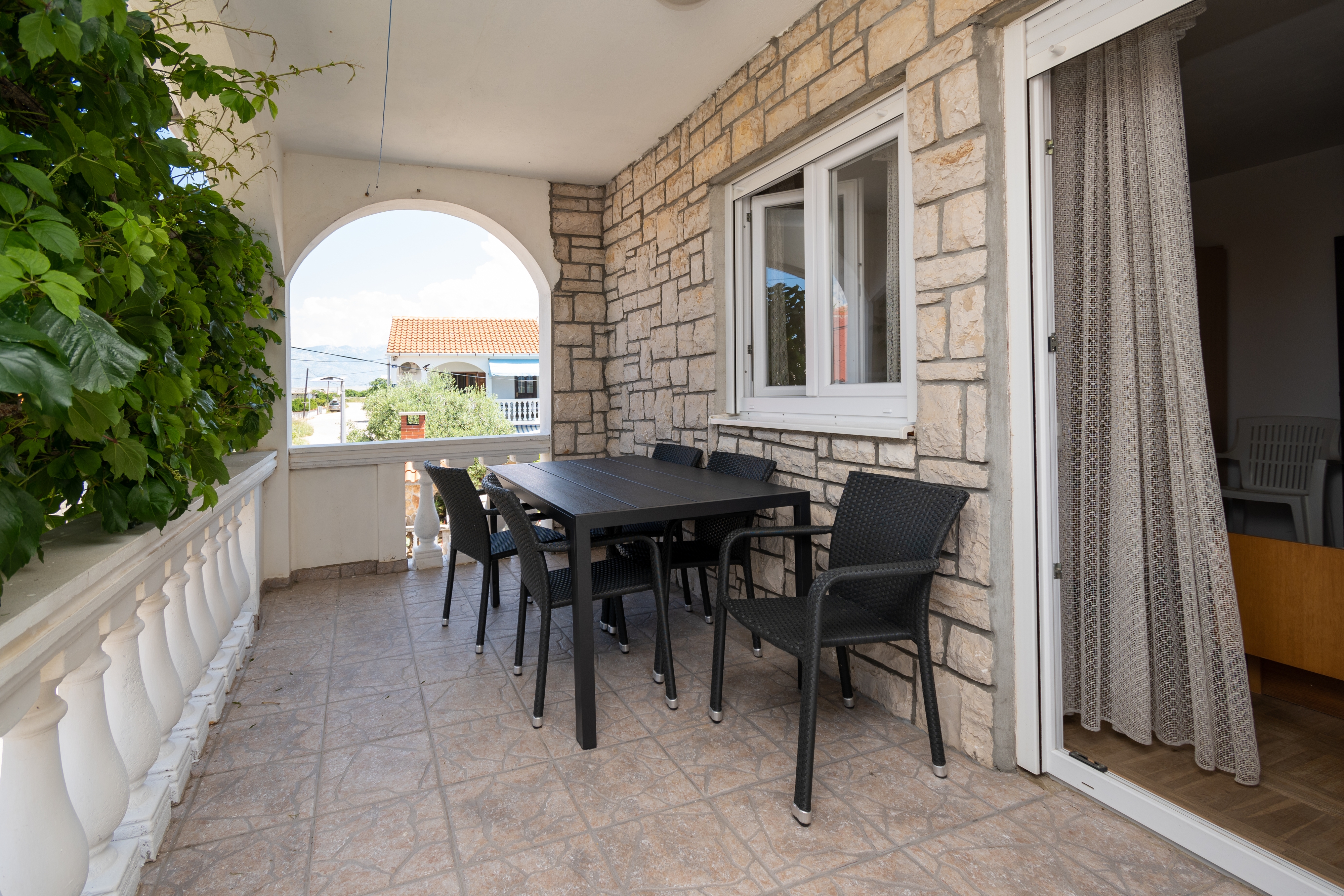 Two bedroom apartment with terrace Povljana, Pag  A-a