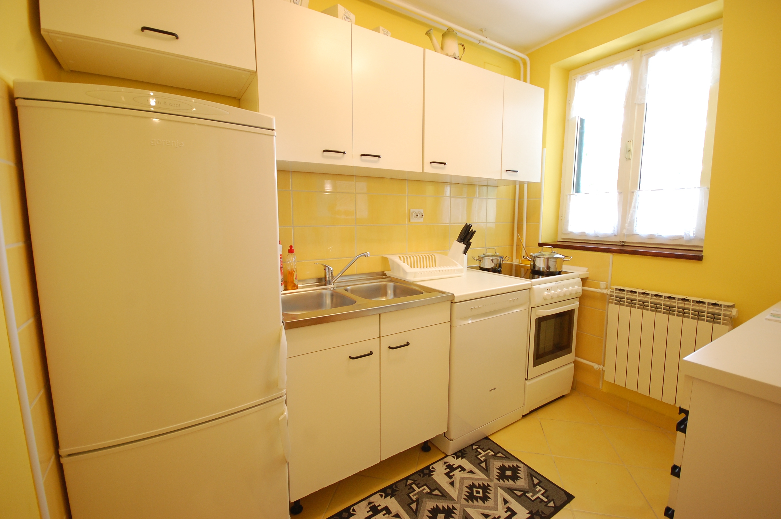 Two bedroom apartment with terrace Njivice, Krk  A-a