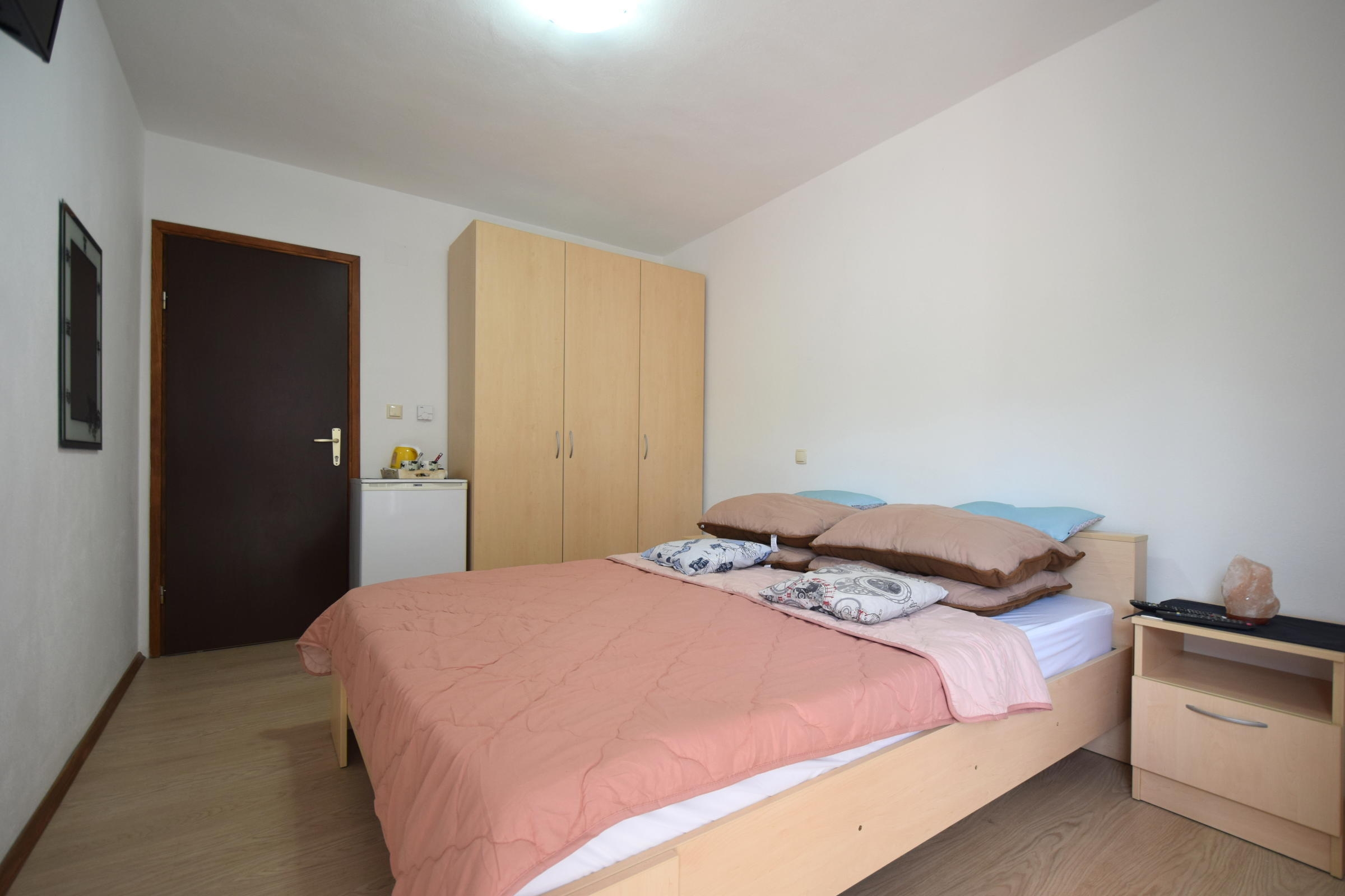 Room with balcony Rasopasno, Krk (S-21325-d)